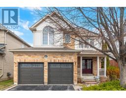 4 FAWCETT AVENUE, Whitby, Ontario