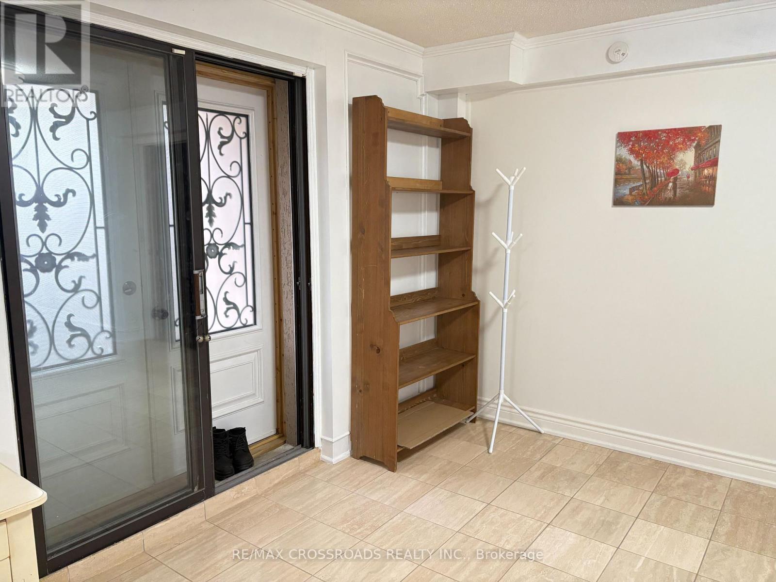 27 Elmartin  Basement Drive, Toronto, Ontario  M1W 3C6 - Photo 5 - E12951166