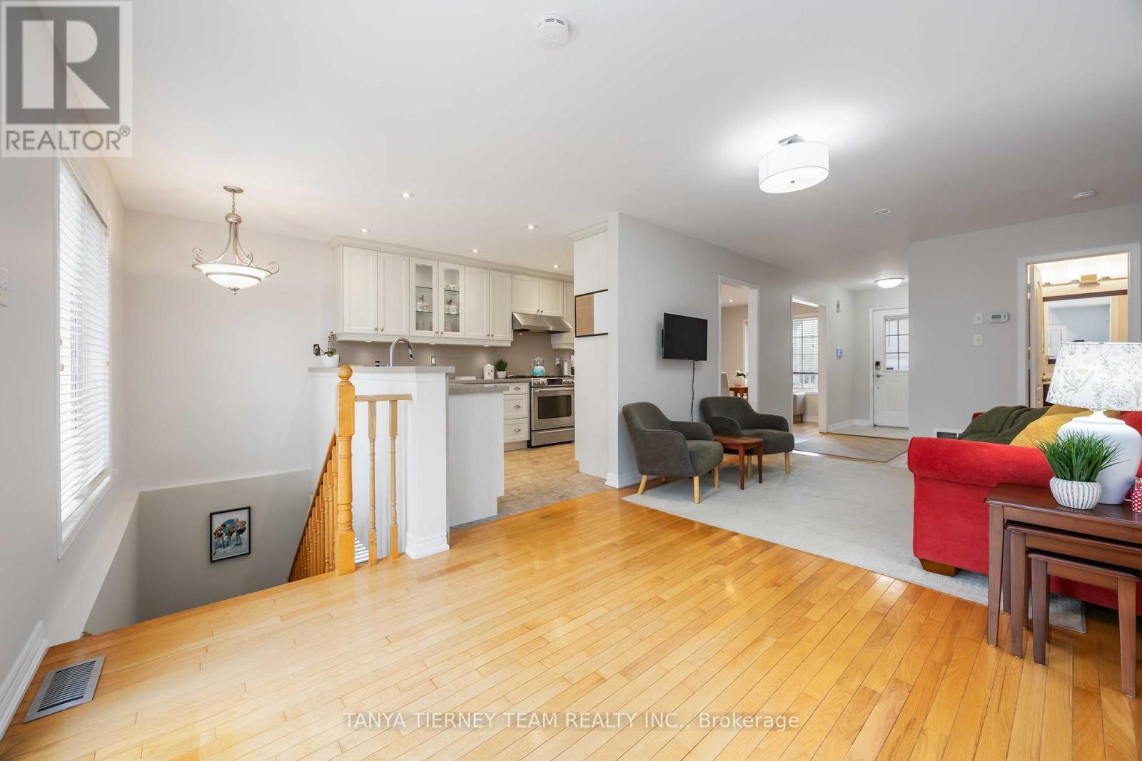 1130 Oakhill Avenue, Oshawa, Ontario  L1K 2P1 - Photo 7 - E12951178