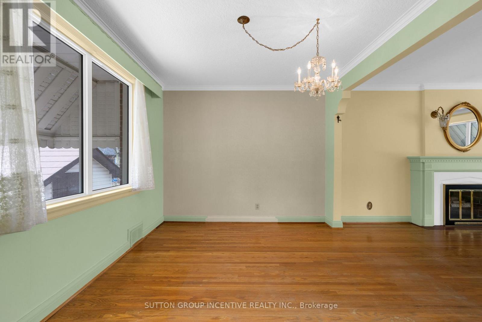 6 Kingsmere Crescent, Toronto, Ontario  M1M 3B3 - Photo 12 - E12951286