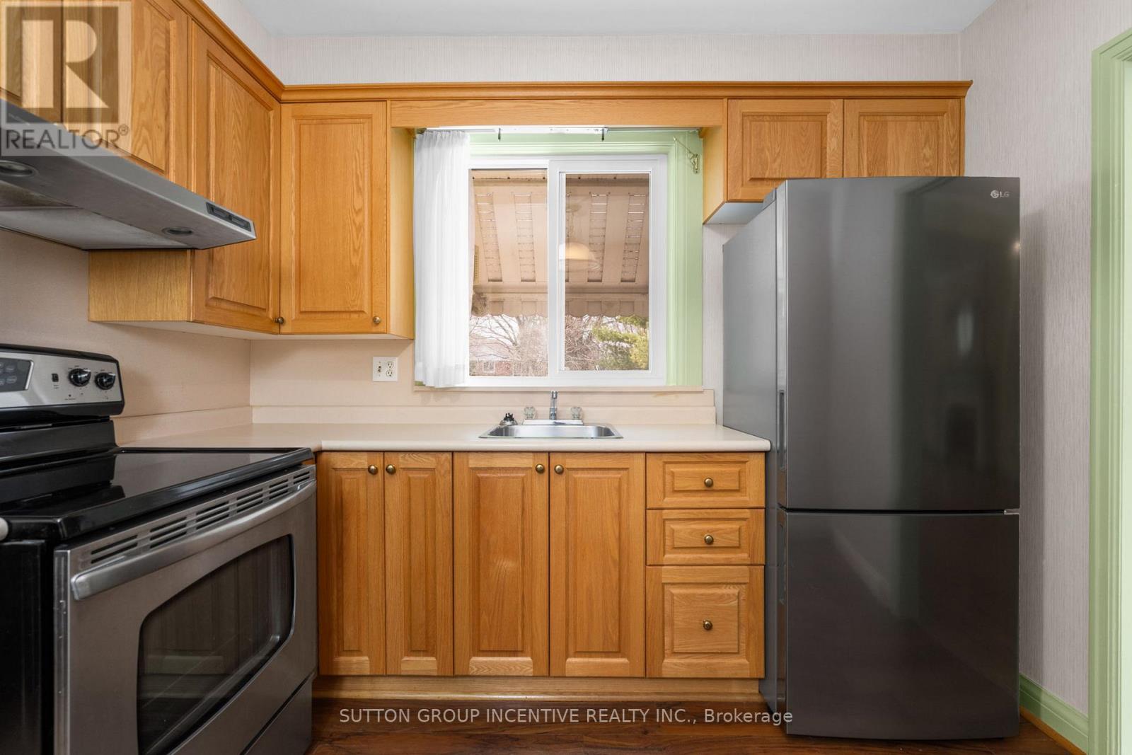 6 Kingsmere Crescent, Toronto, Ontario  M1M 3B3 - Photo 15 - E12951286