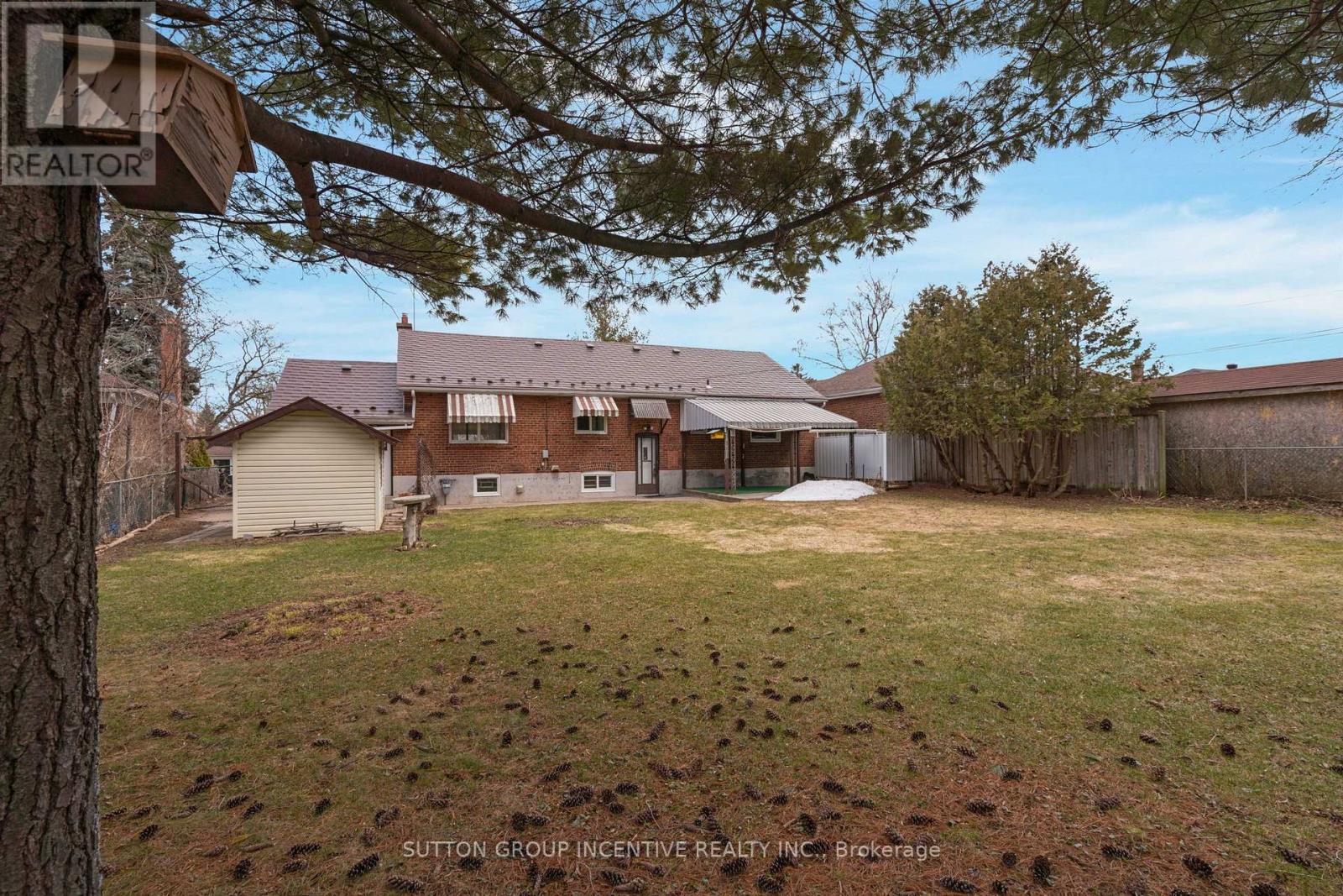 6 Kingsmere Crescent, Toronto, Ontario  M1M 3B3 - Photo 38 - E12951286