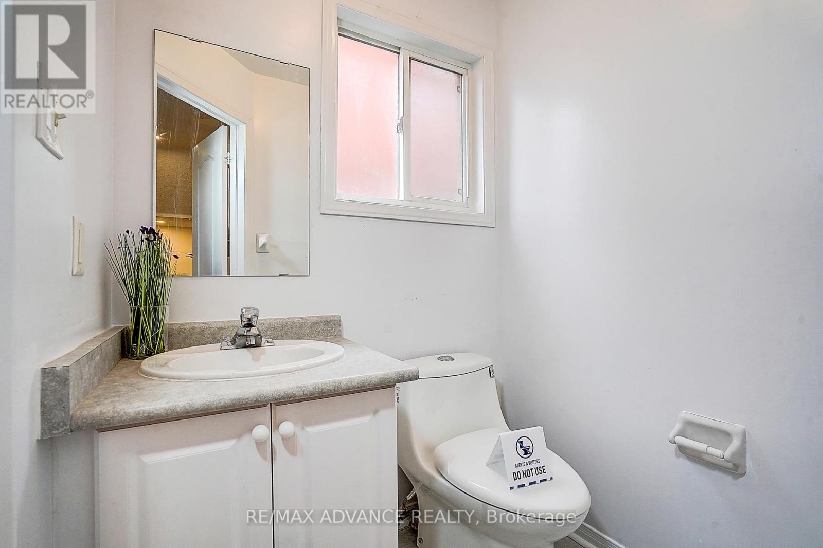 140 Vanguard Road W, Vaughan, Ontario  L4K 5G8 - Photo 23 - N12950968