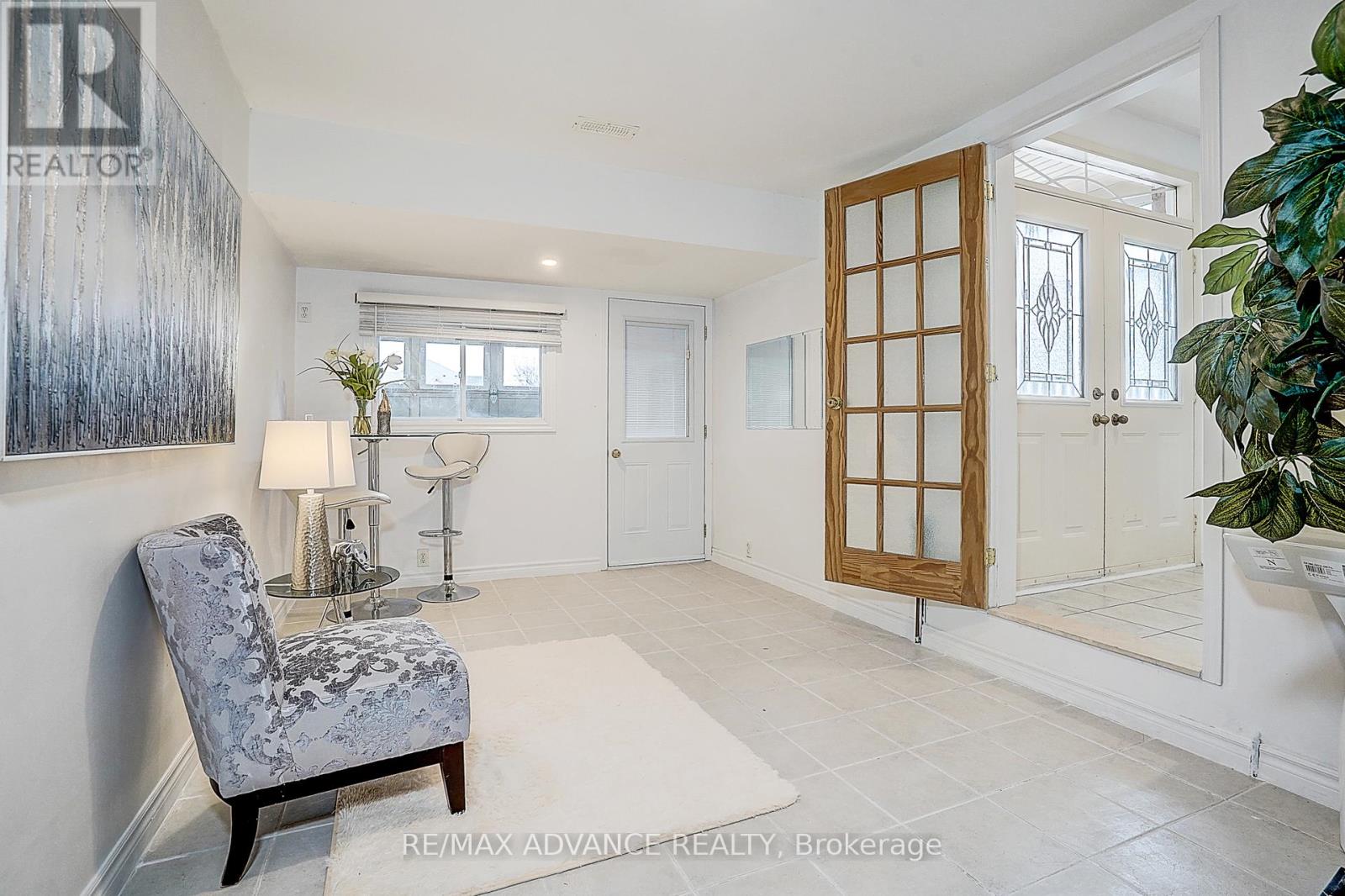 140 Vanguard Road W, Vaughan, Ontario  L4K 5G8 - Photo 24 - N12950968