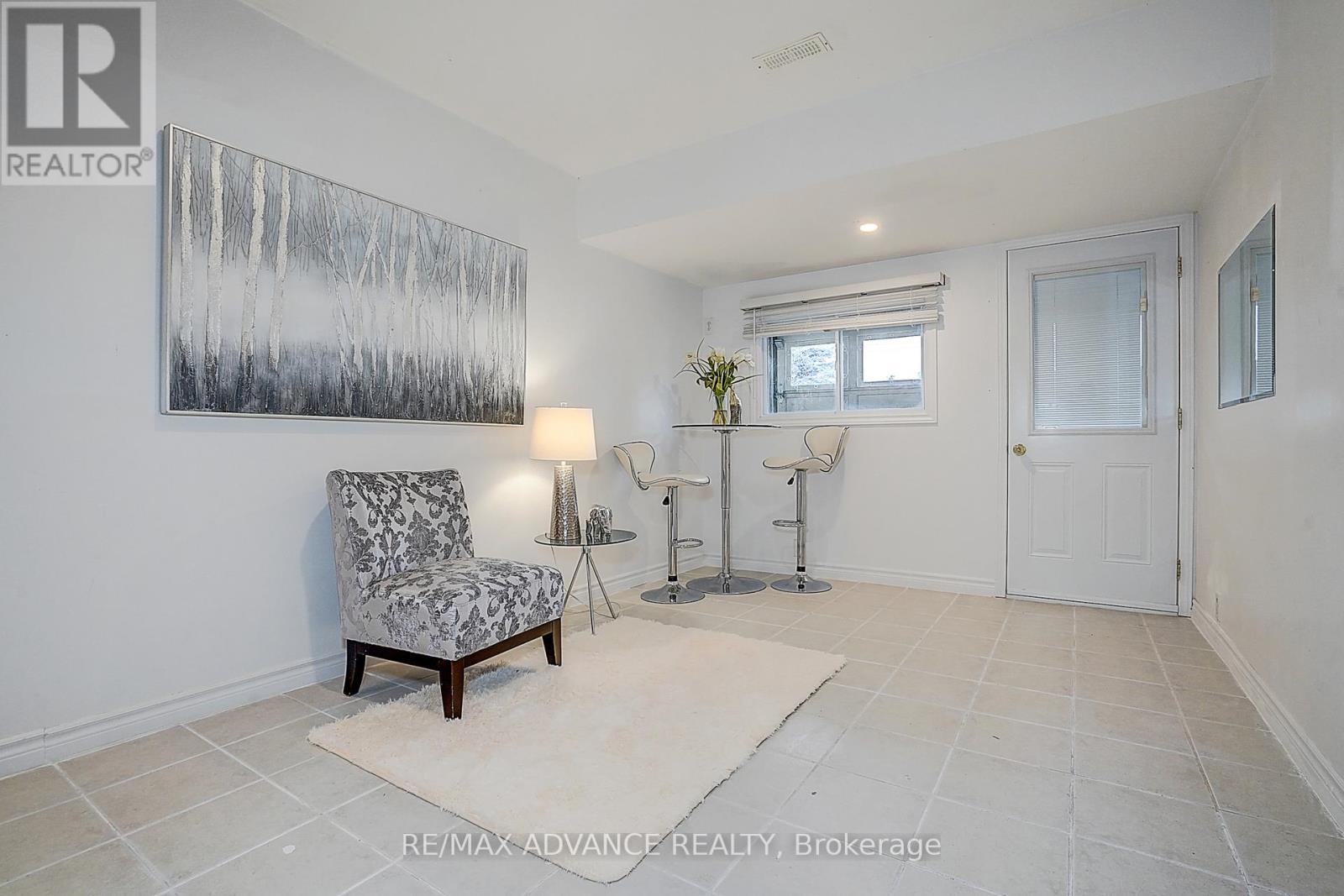 140 Vanguard Road W, Vaughan, Ontario  L4K 5G8 - Photo 25 - N12950968