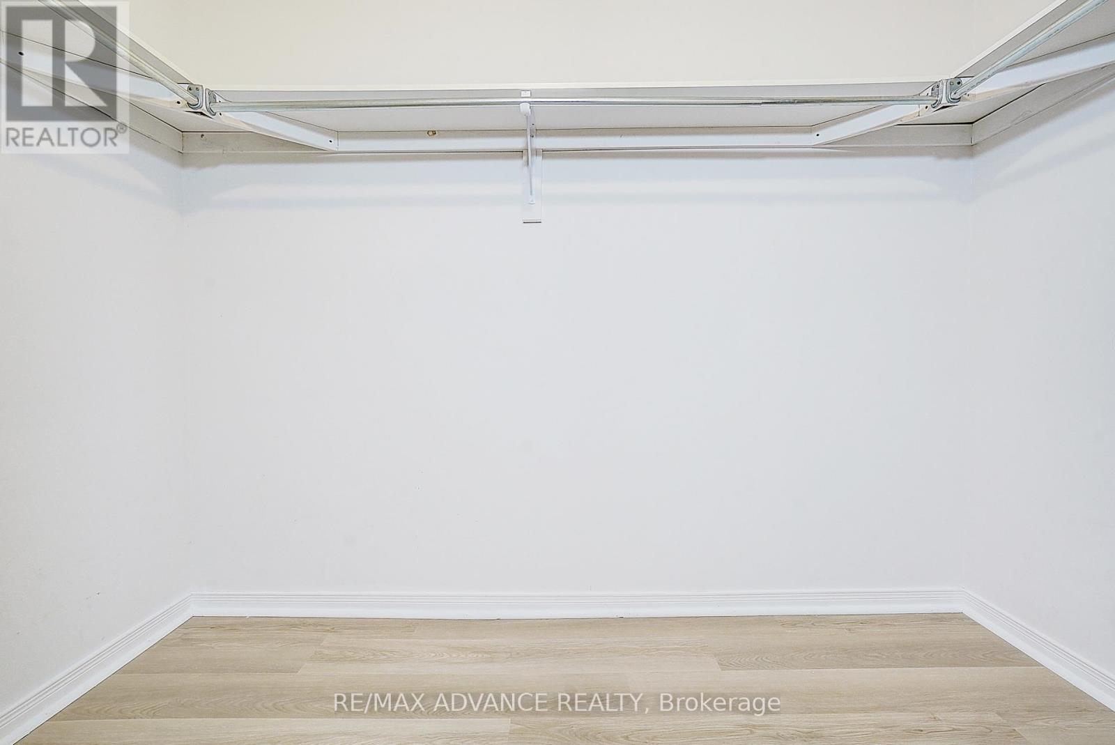 140 Vanguard Road W, Vaughan, Ontario  L4K 5G8 - Photo 32 - N12950968