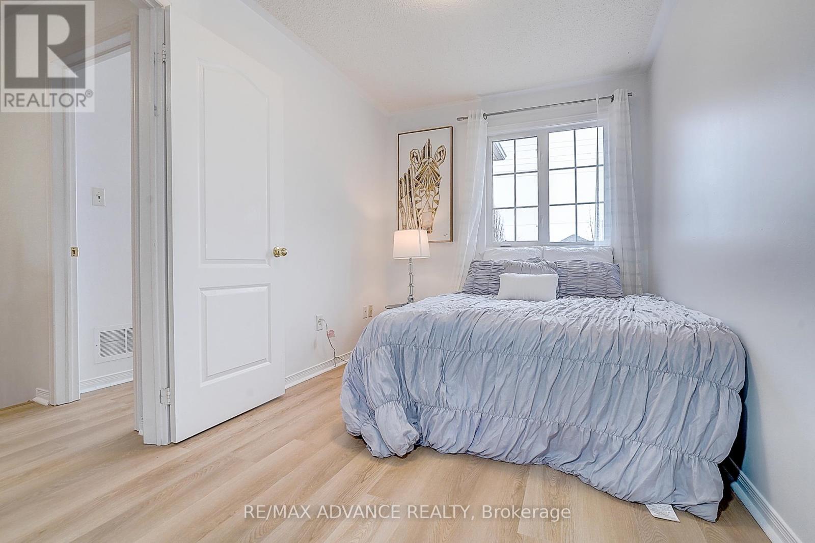 140 Vanguard Road W, Vaughan, Ontario  L4K 5G8 - Photo 35 - N12950968