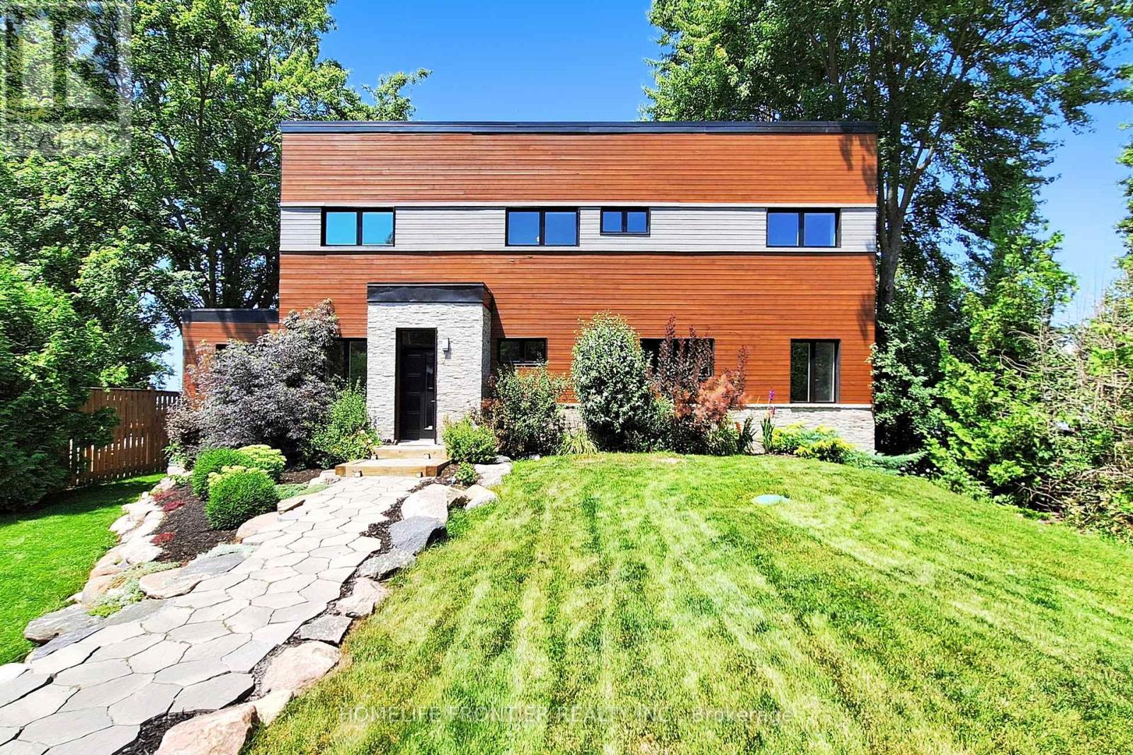 44 IRVING DRIVE, Georgina, Ontario