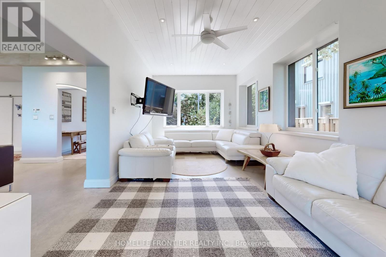 44 Irving Drive, Georgina, Ontario  L0E 1N0 - Photo 16 - N12950982