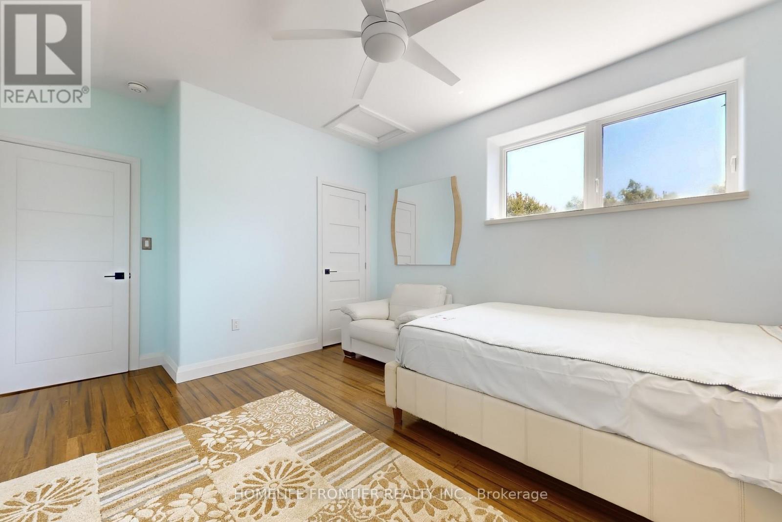 44 Irving Drive, Georgina, Ontario  L0E 1N0 - Photo 30 - N12950982