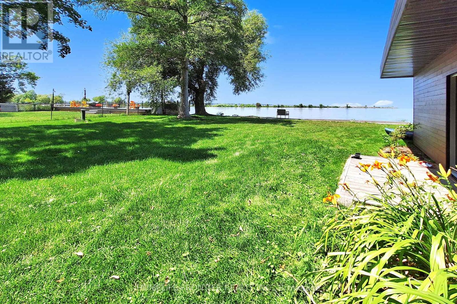 44 Irving Drive, Georgina, Ontario  L0E 1N0 - Photo 36 - N12950982