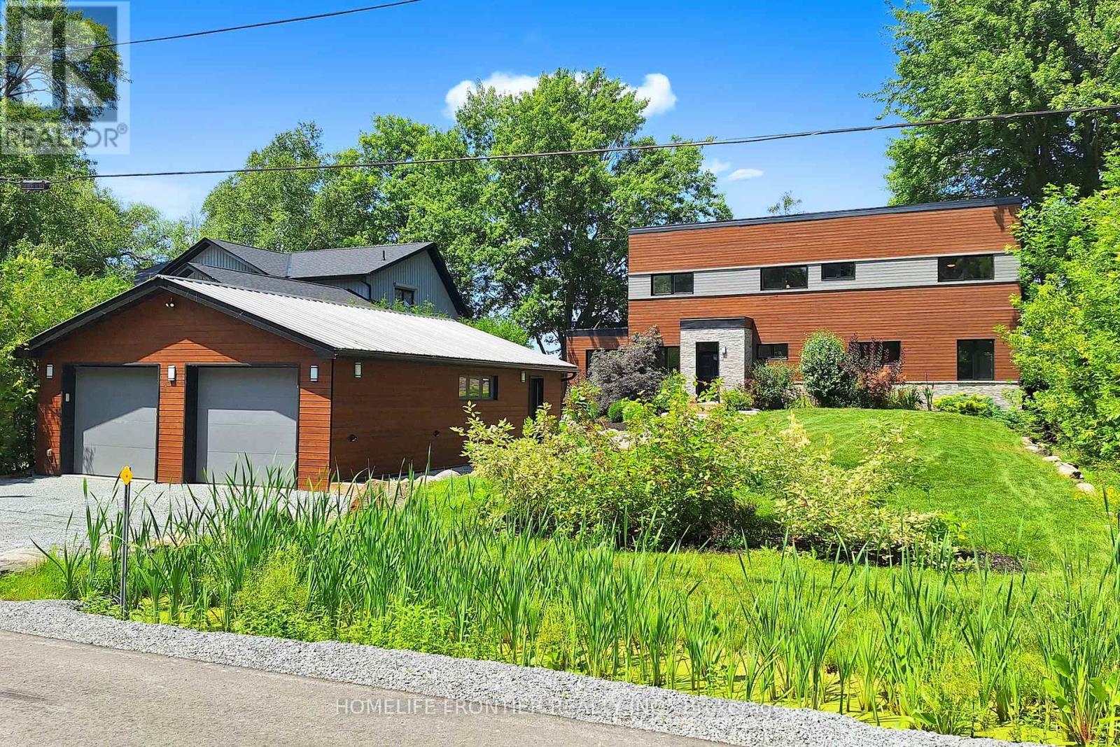 44 Irving Drive, Georgina, Ontario  L0E 1N0 - Photo 5 - N12950982