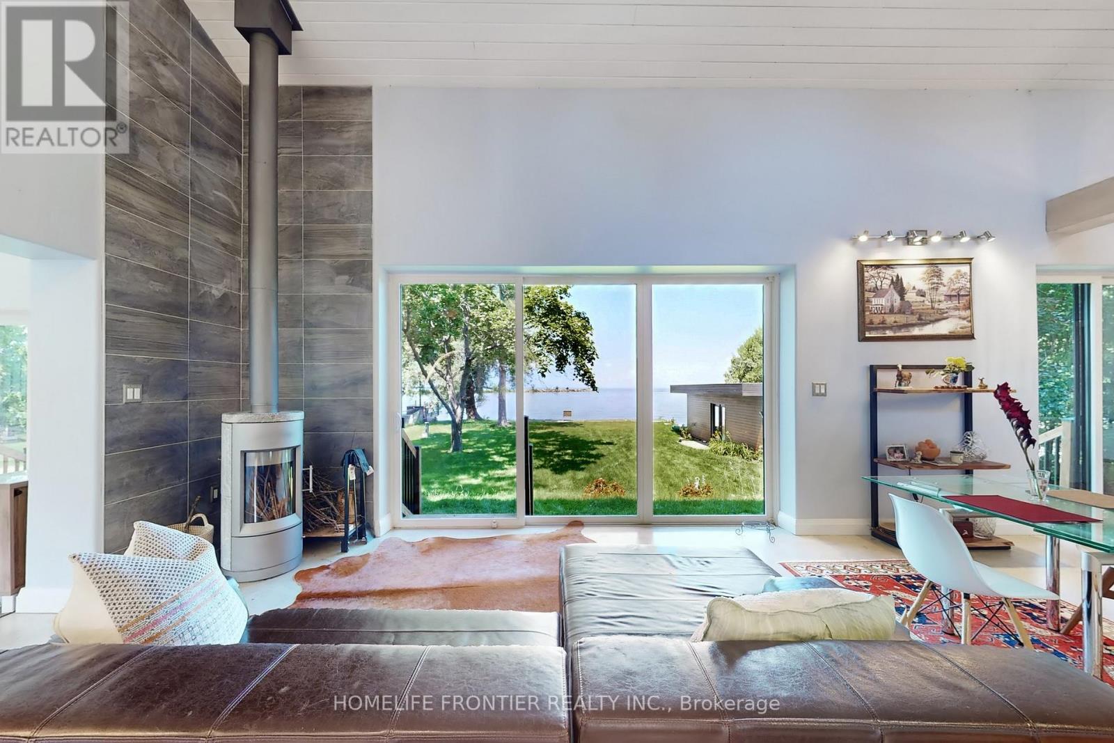 44 Irving Drive, Georgina, Ontario  L0E 1N0 - Photo 9 - N12950982