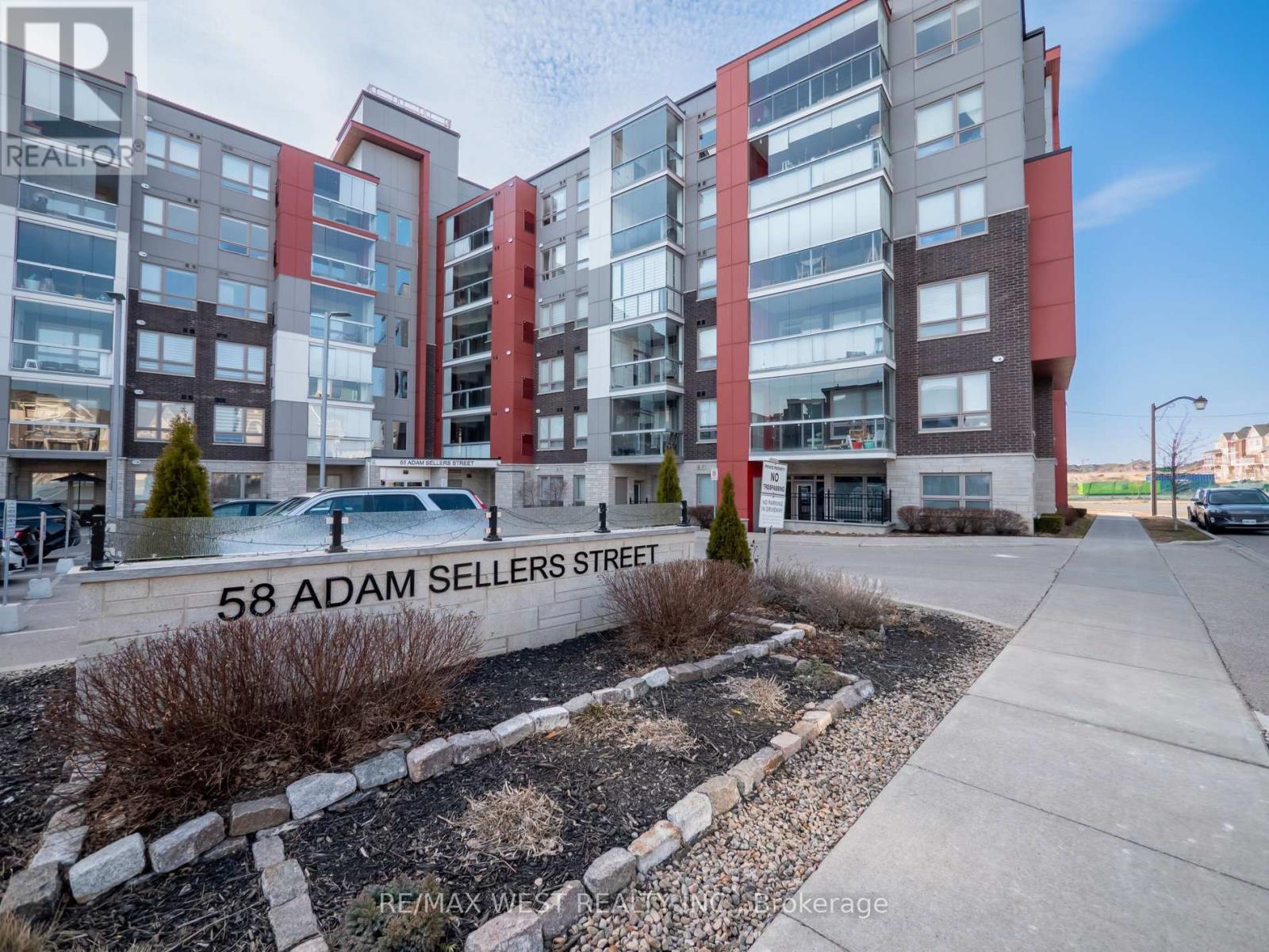 605 - 58 Adam Sellers Street, Markham, Ontario  L6B 1P5 - Photo 2 - N12951006