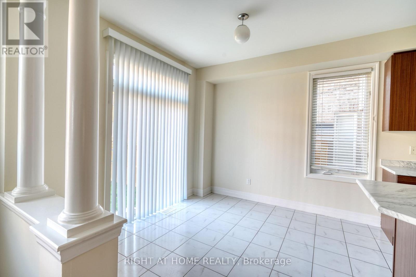 17 Mercury Avenue, Georgina, Ontario  L4P 0H1 - Photo 8 - N12951050