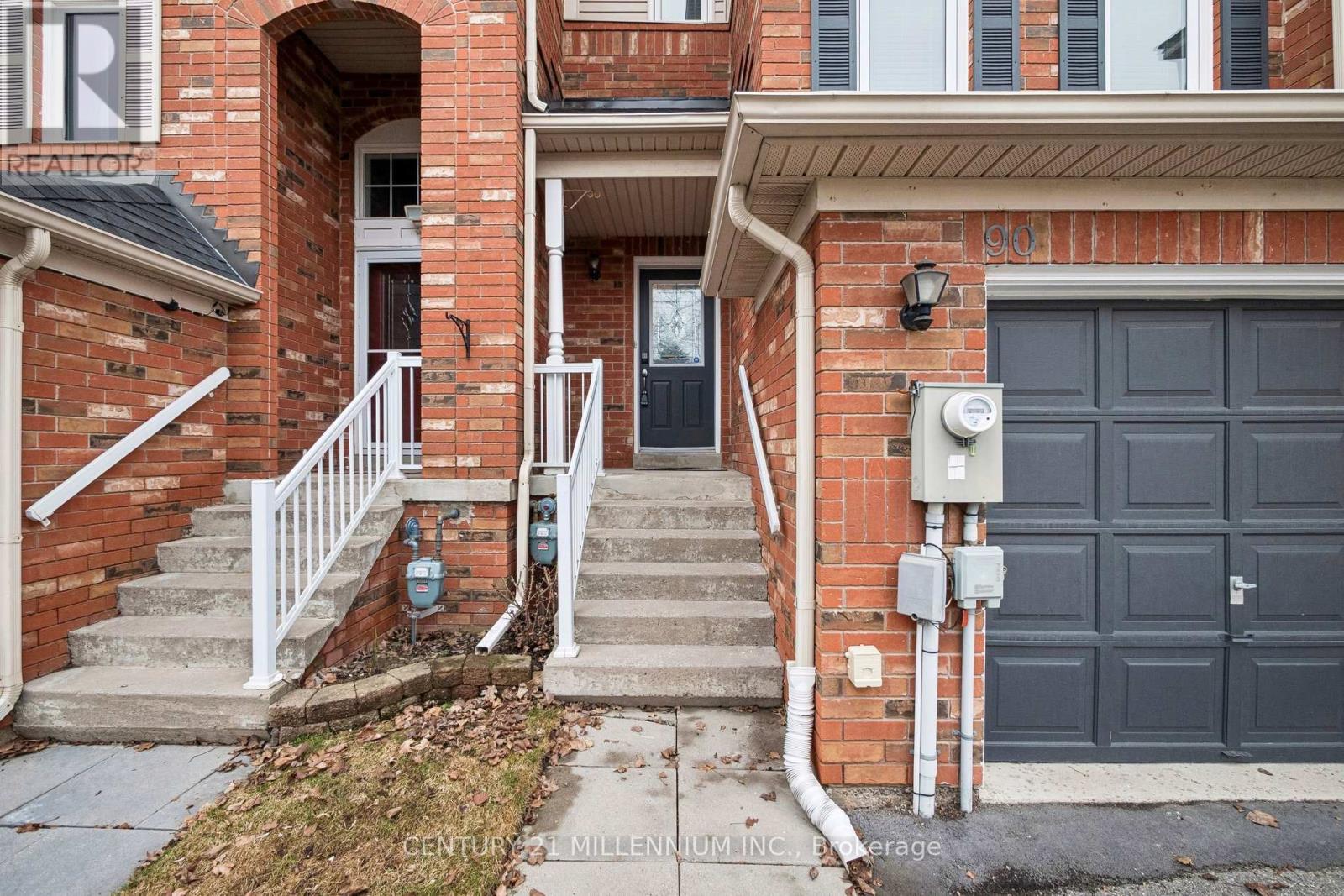 90 Baywell Crescent, Aurora, Ontario  L4G 7N4 - Photo 5 - N12951128