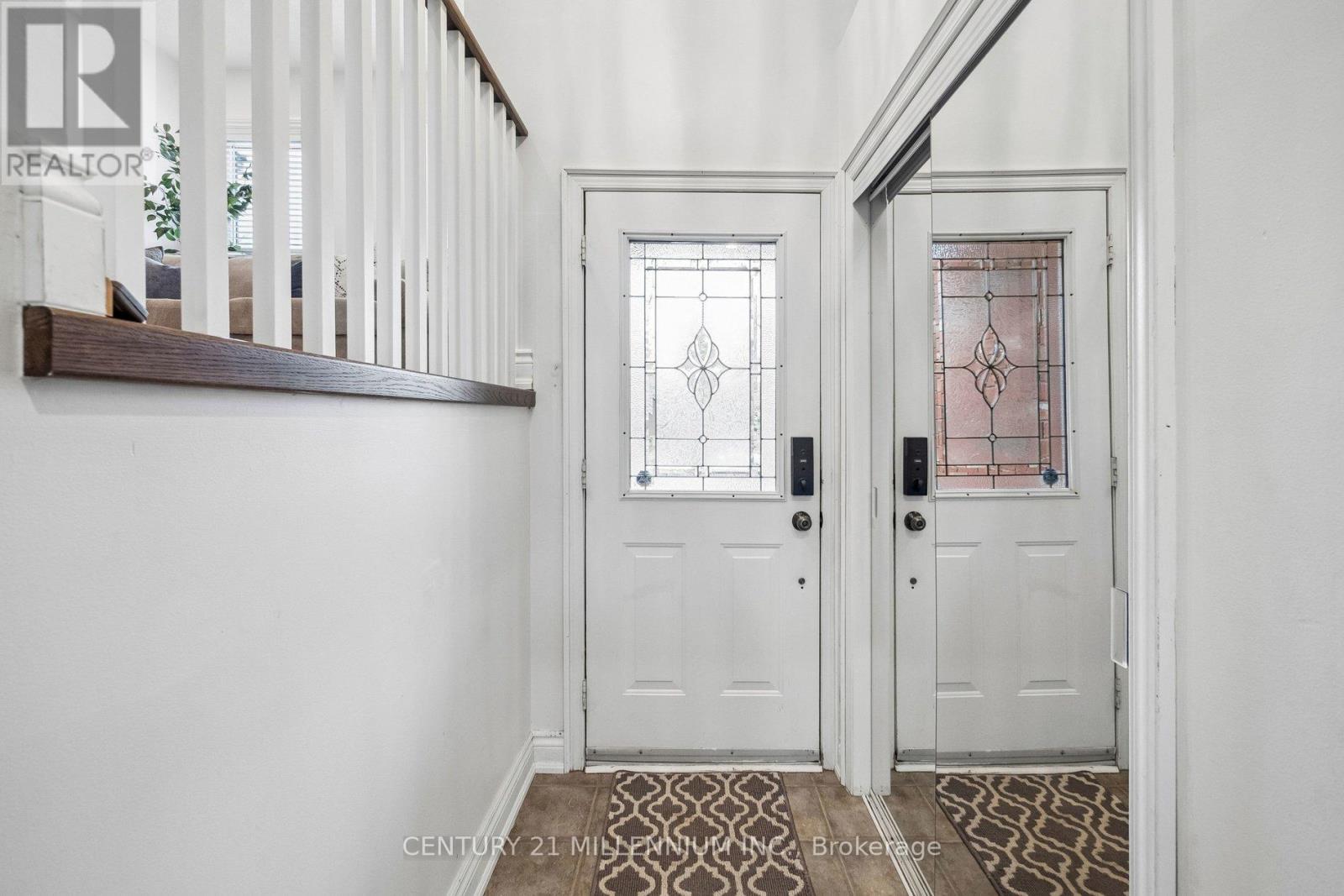 90 Baywell Crescent, Aurora, Ontario  L4G 7N4 - Photo 6 - N12951128