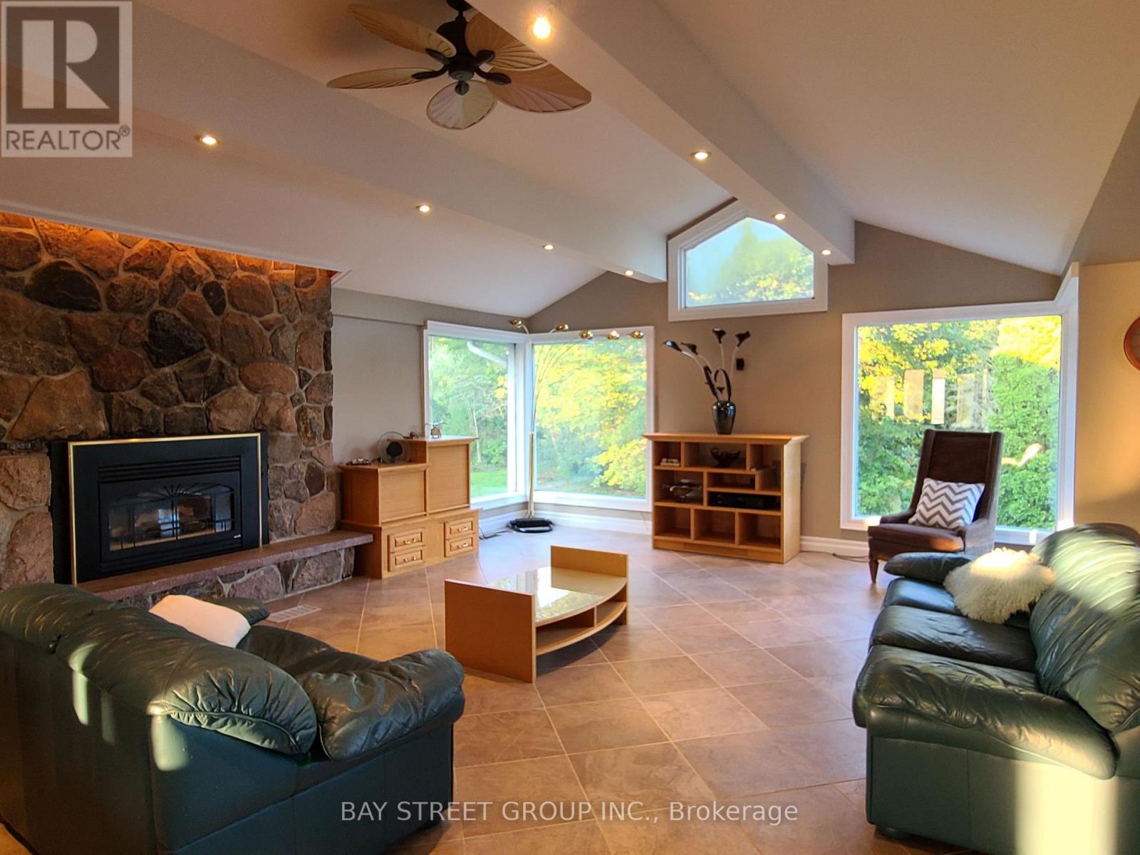 13123 Mccowan Road, Whitchurch-Stouffville, Ontario  L4A 3Y5 - Photo 5 - N12951180