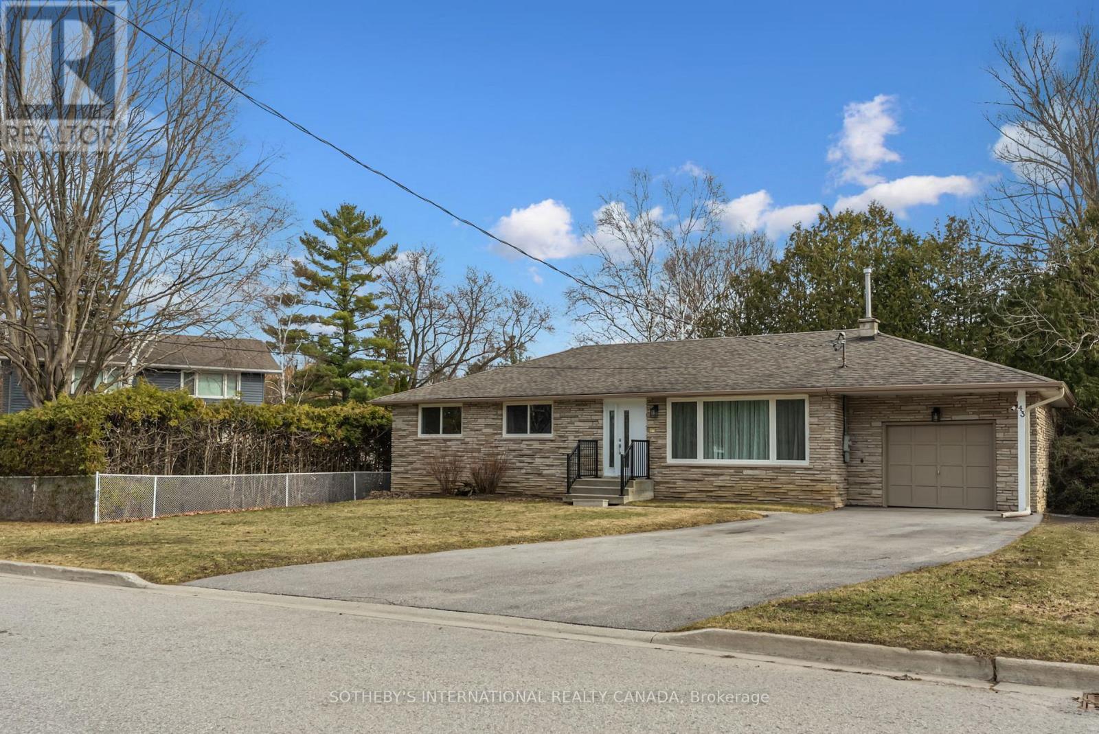 43 NORTHWOOD ROAD, Georgina, Ontario