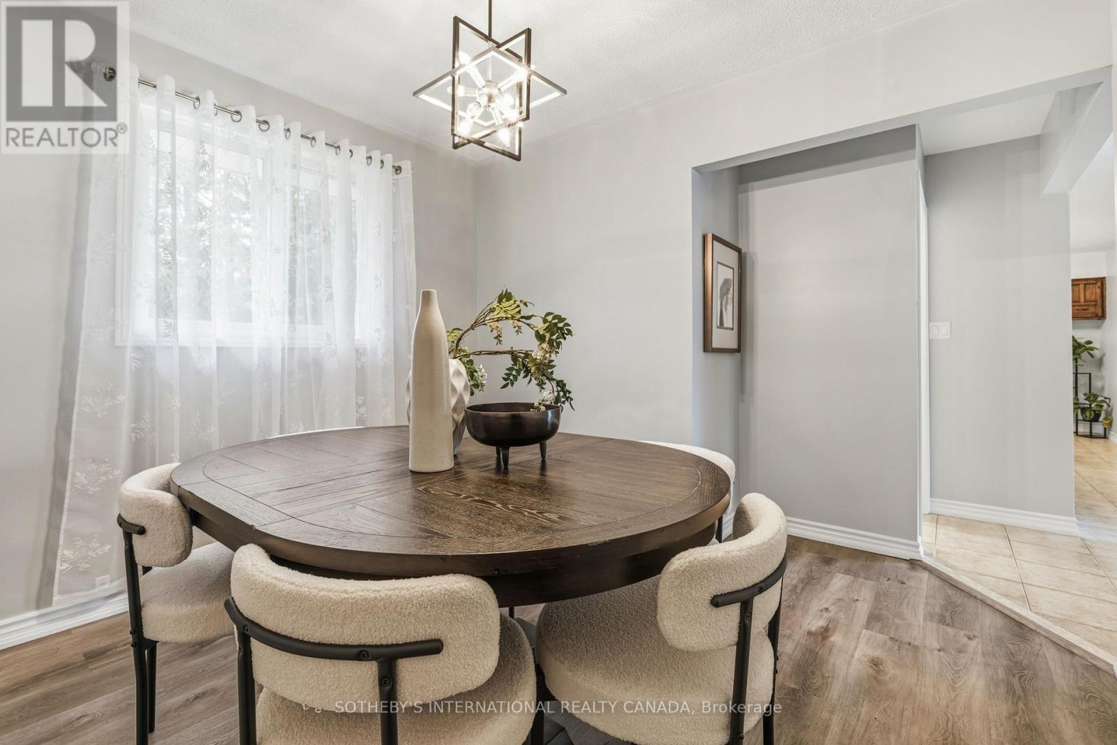 43 Northwood Road, Georgina, Ontario  L0E 1R0 - Photo 12 - N12951192