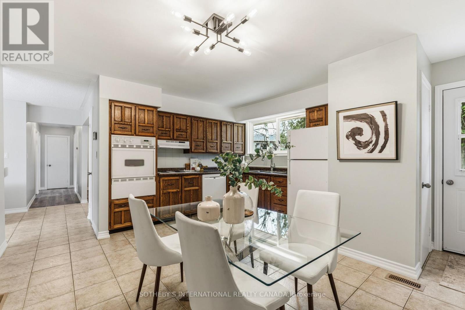 43 Northwood Road, Georgina, Ontario  L0E 1R0 - Photo 17 - N12951192