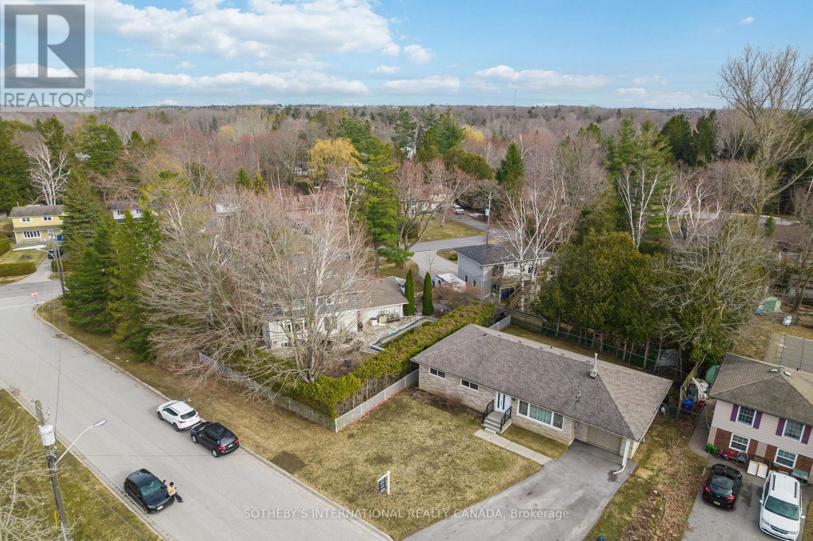 43 Northwood Road, Georgina, Ontario  L0E 1R0 - Photo 2 - N12951192