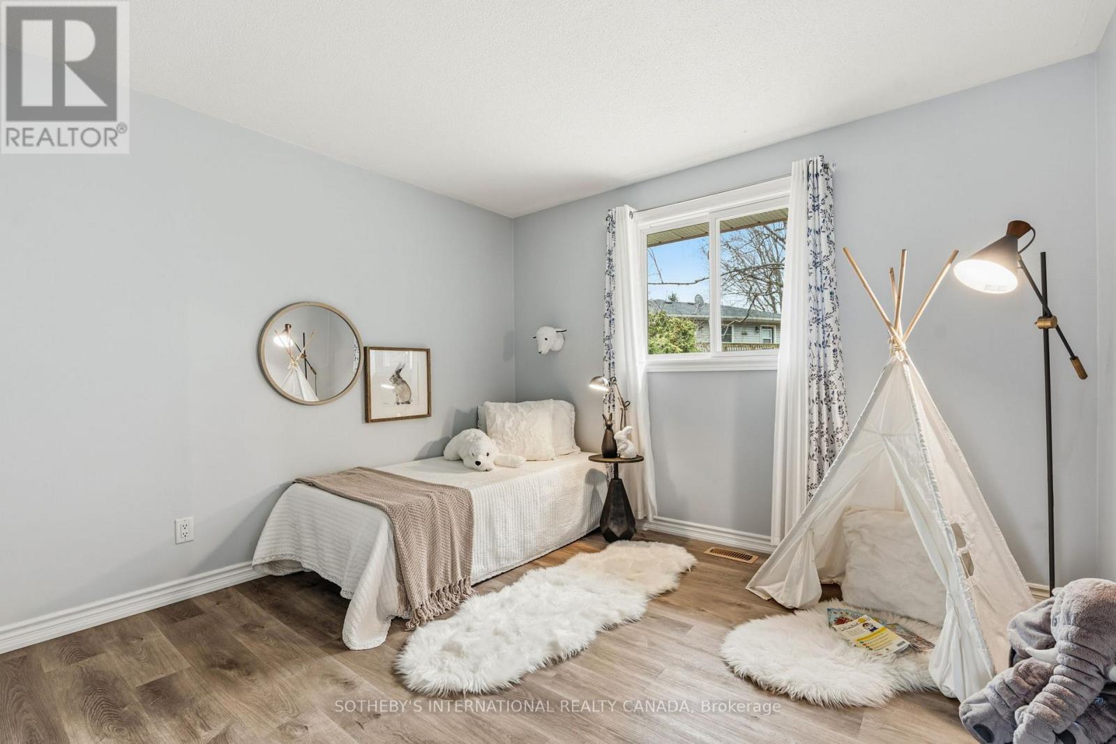 43 Northwood Road, Georgina, Ontario  L0E 1R0 - Photo 25 - N12951192