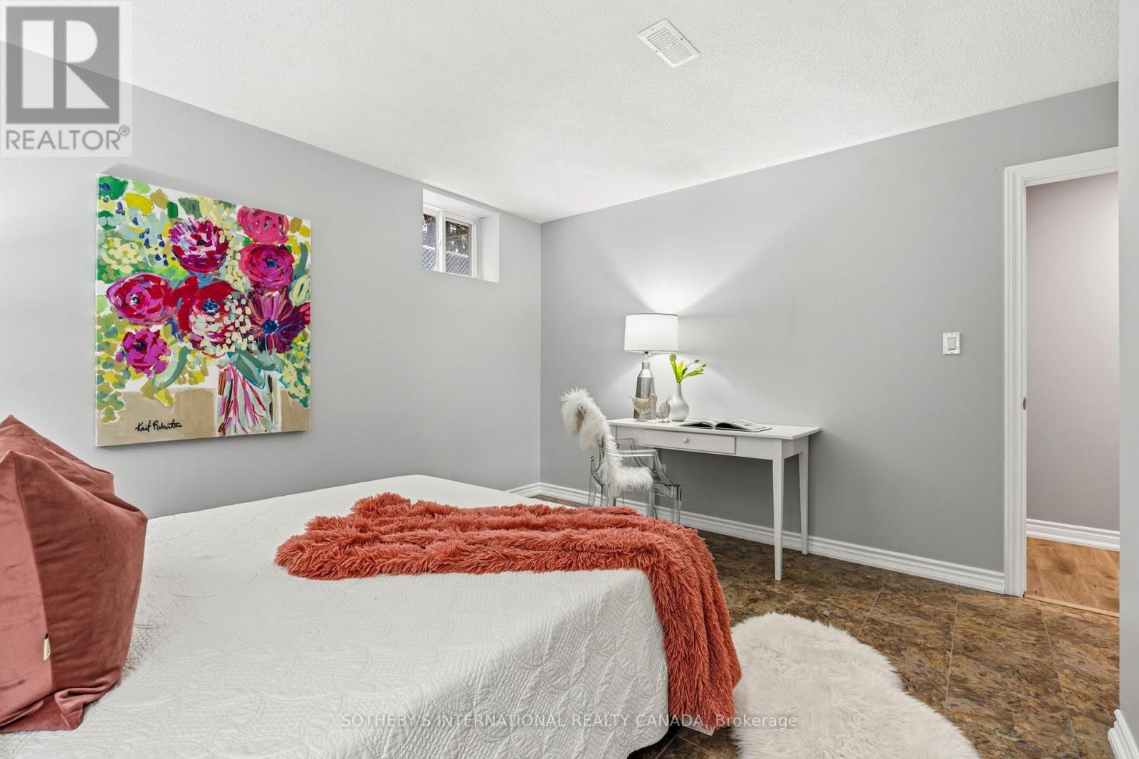 43 Northwood Road, Georgina, Ontario  L0E 1R0 - Photo 34 - N12951192