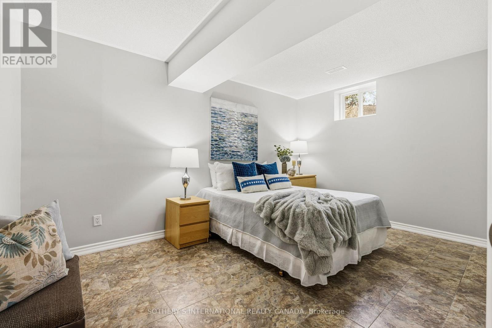 43 Northwood Road, Georgina, Ontario  L0E 1R0 - Photo 36 - N12951192