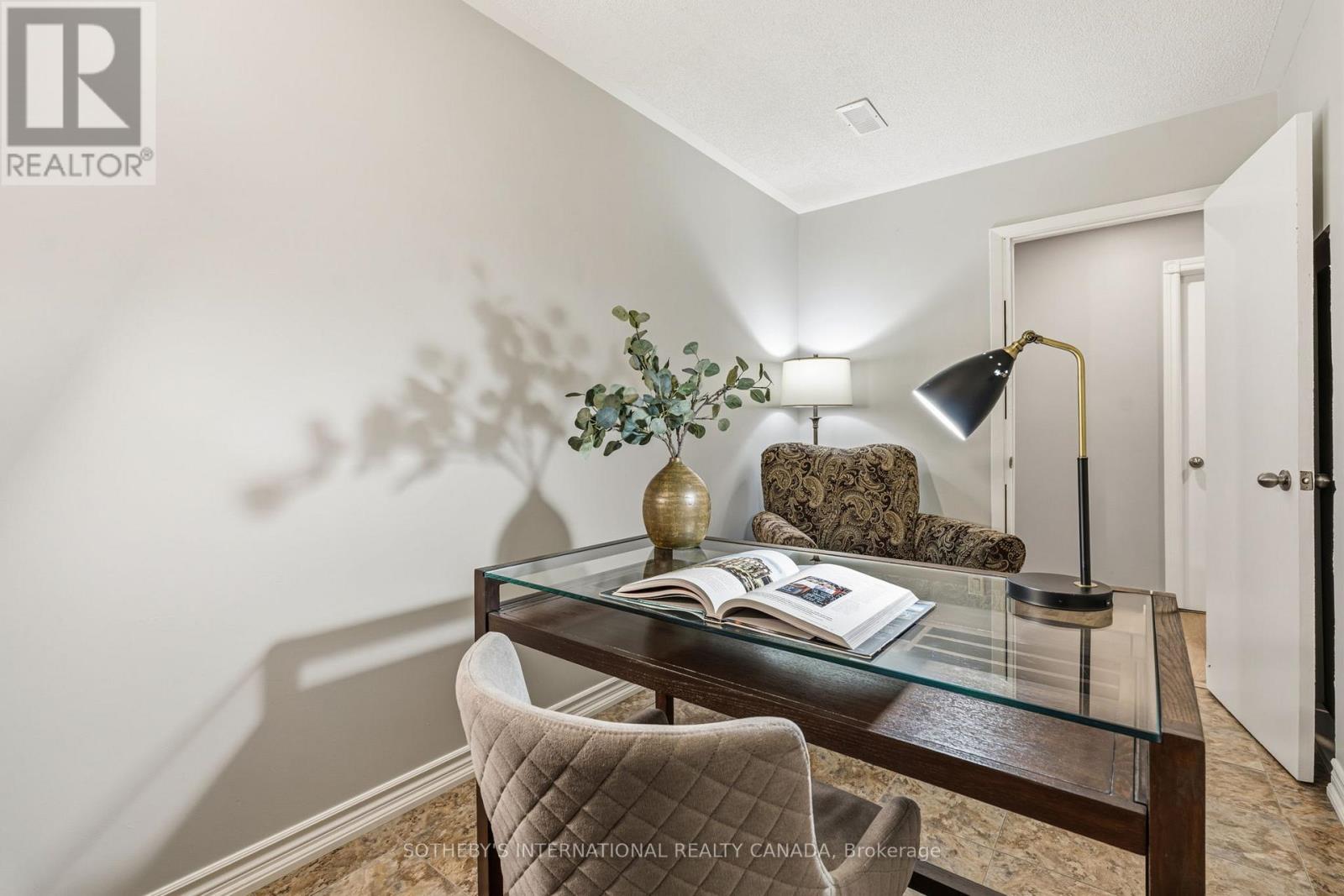 43 Northwood Road, Georgina, Ontario  L0E 1R0 - Photo 39 - N12951192