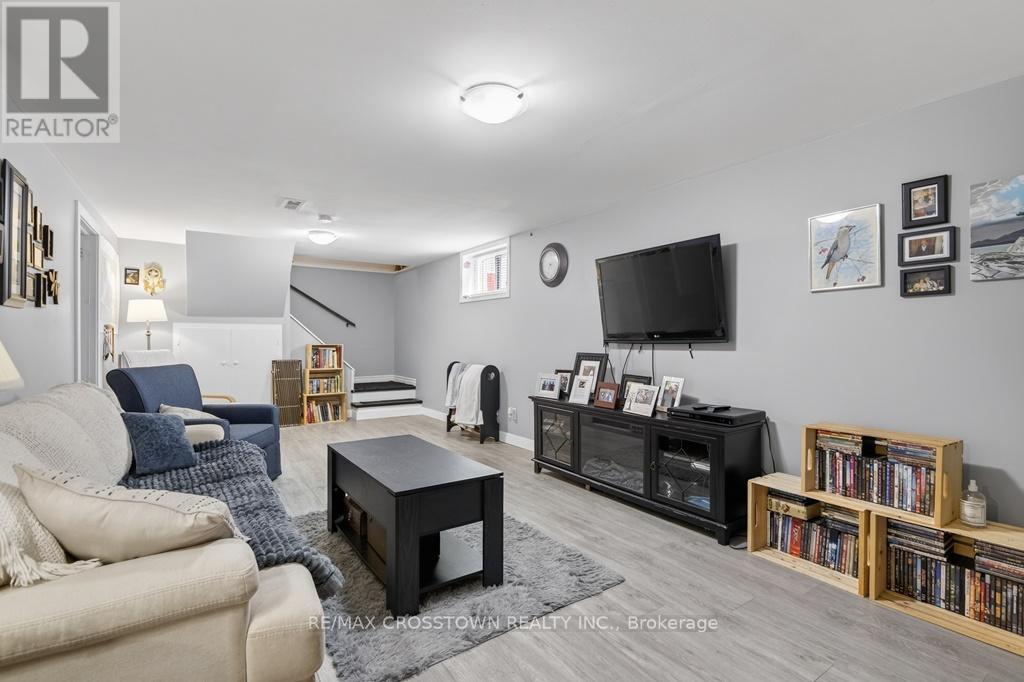 15 Smallman Drive, Wasaga Beach, Ontario  L9Z 1L1 - Photo 20 - S12951168