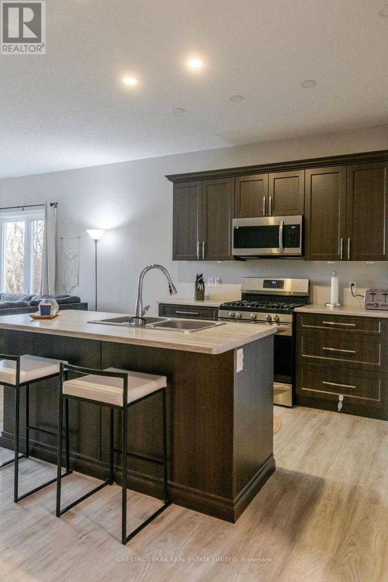 27 Dayton Court, Prince Edward County, Ontario  K0K 2T0 - Photo 9 - X12708372