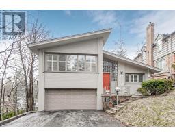 47 SAINT GEORGES ROAD, Toronto, Ontario
