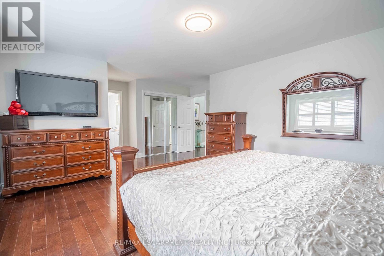 3220 Sorrento Crescent, Burlington, Ontario  L7M 0N4 - Photo 31 - W12950950