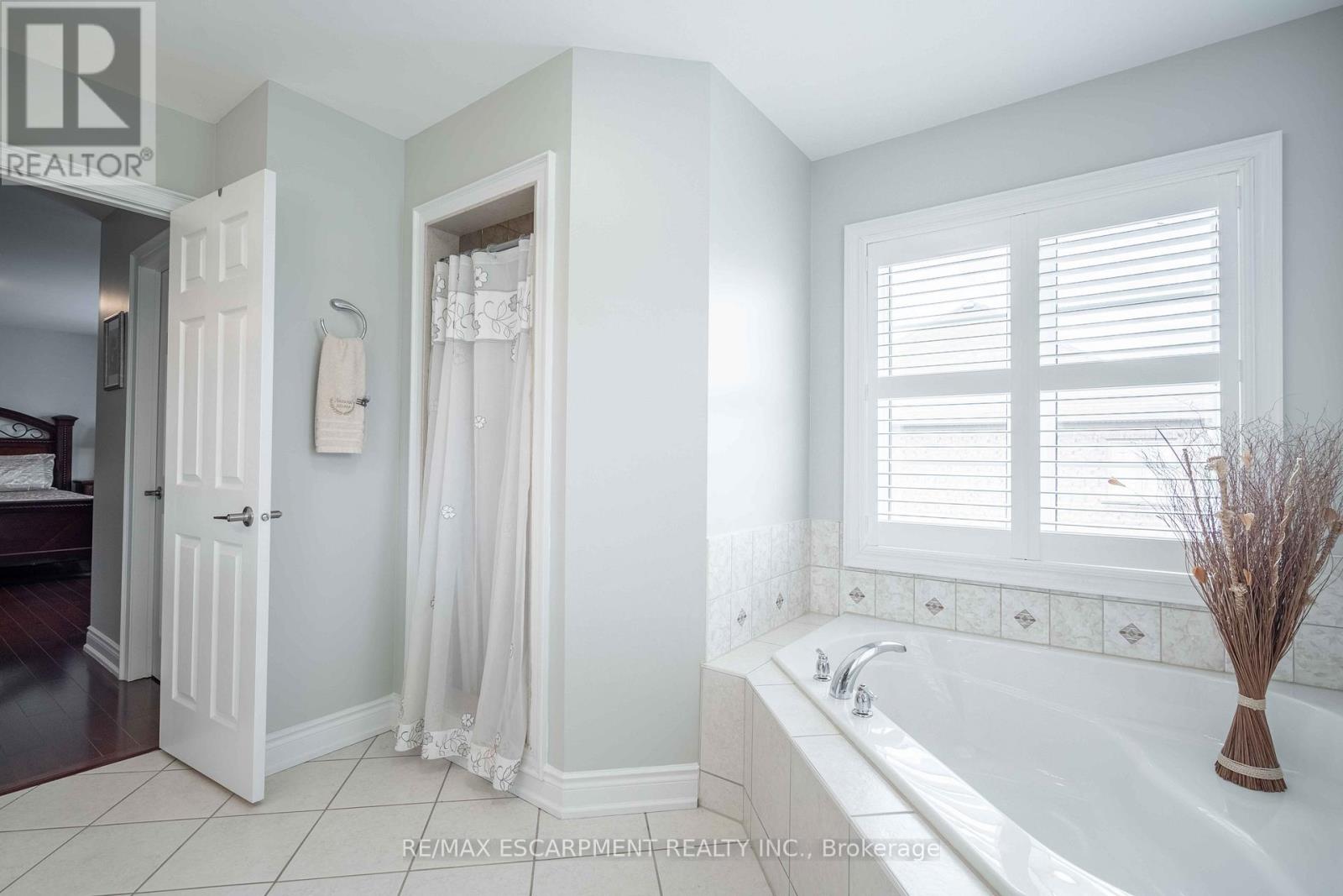 3220 Sorrento Crescent, Burlington, Ontario  L7M 0N4 - Photo 33 - W12950950