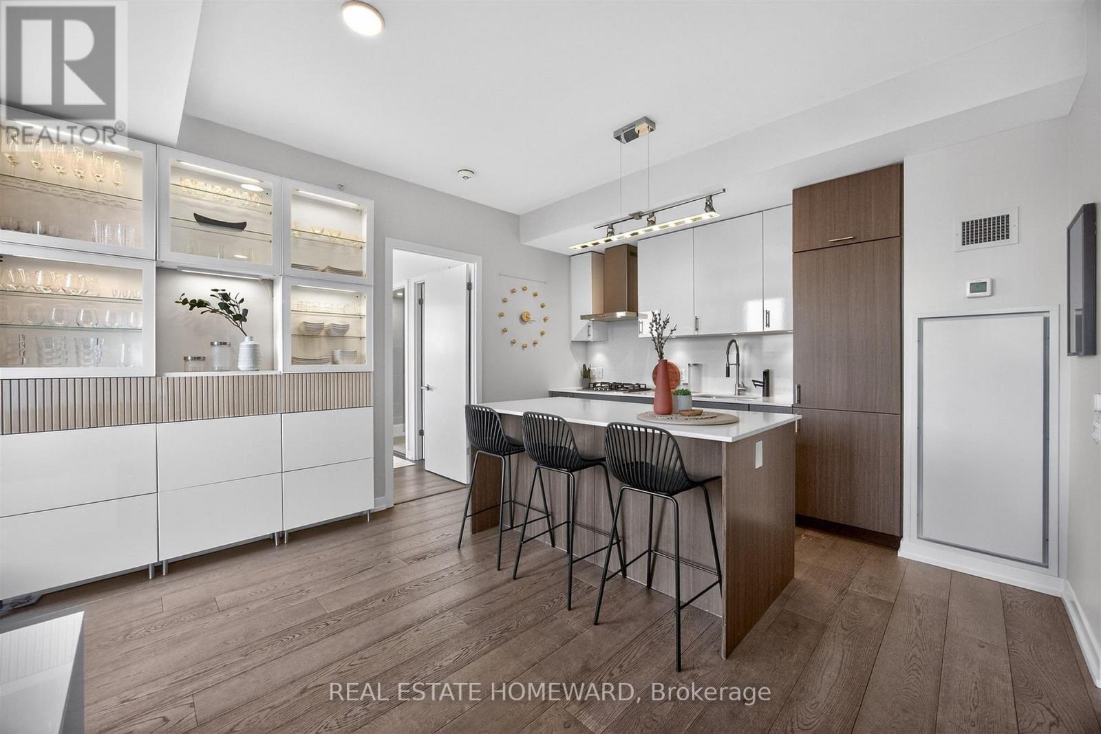 623 - 38 Howard Park Avenue, Toronto, Ontario  M6R 0A7 - Photo 11 - W12951016