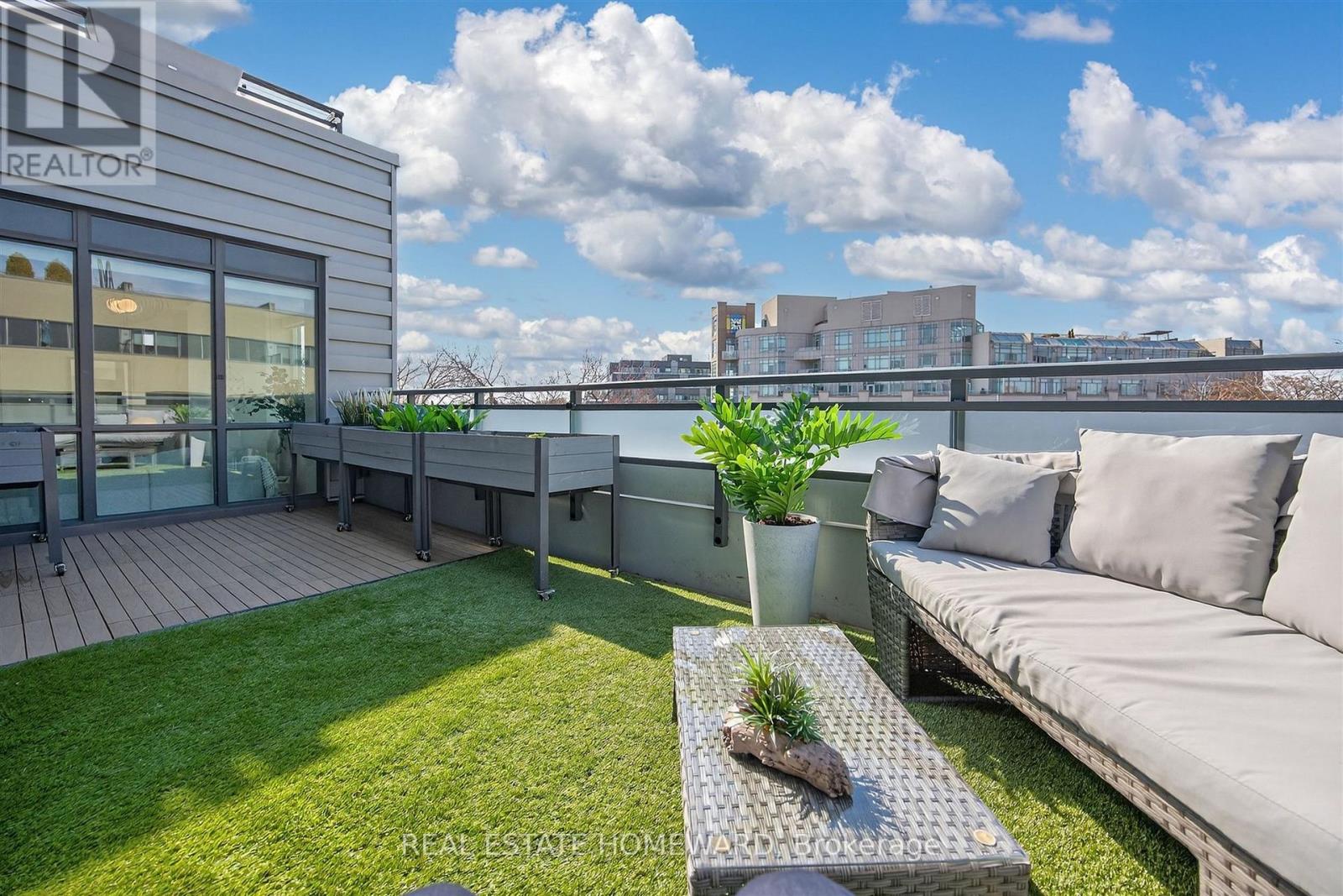 623 - 38 Howard Park Avenue, Toronto, Ontario  M6R 0A7 - Photo 33 - W12951016