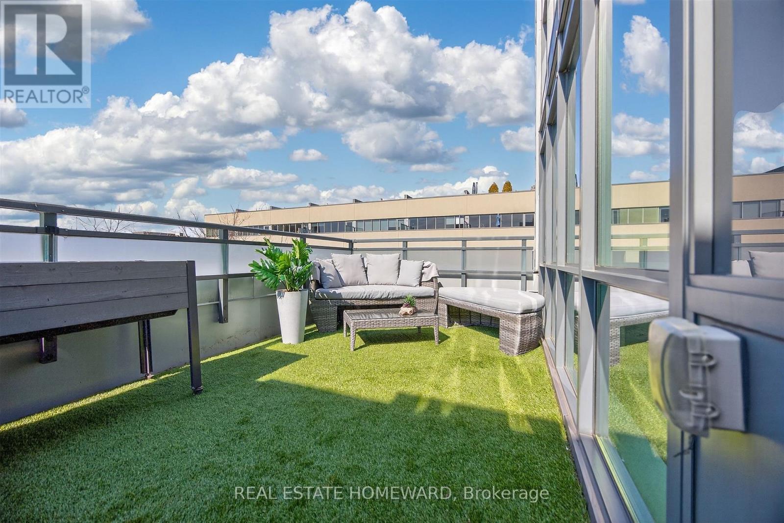 623 - 38 Howard Park Avenue, Toronto, Ontario  M6R 0A7 - Photo 34 - W12951016