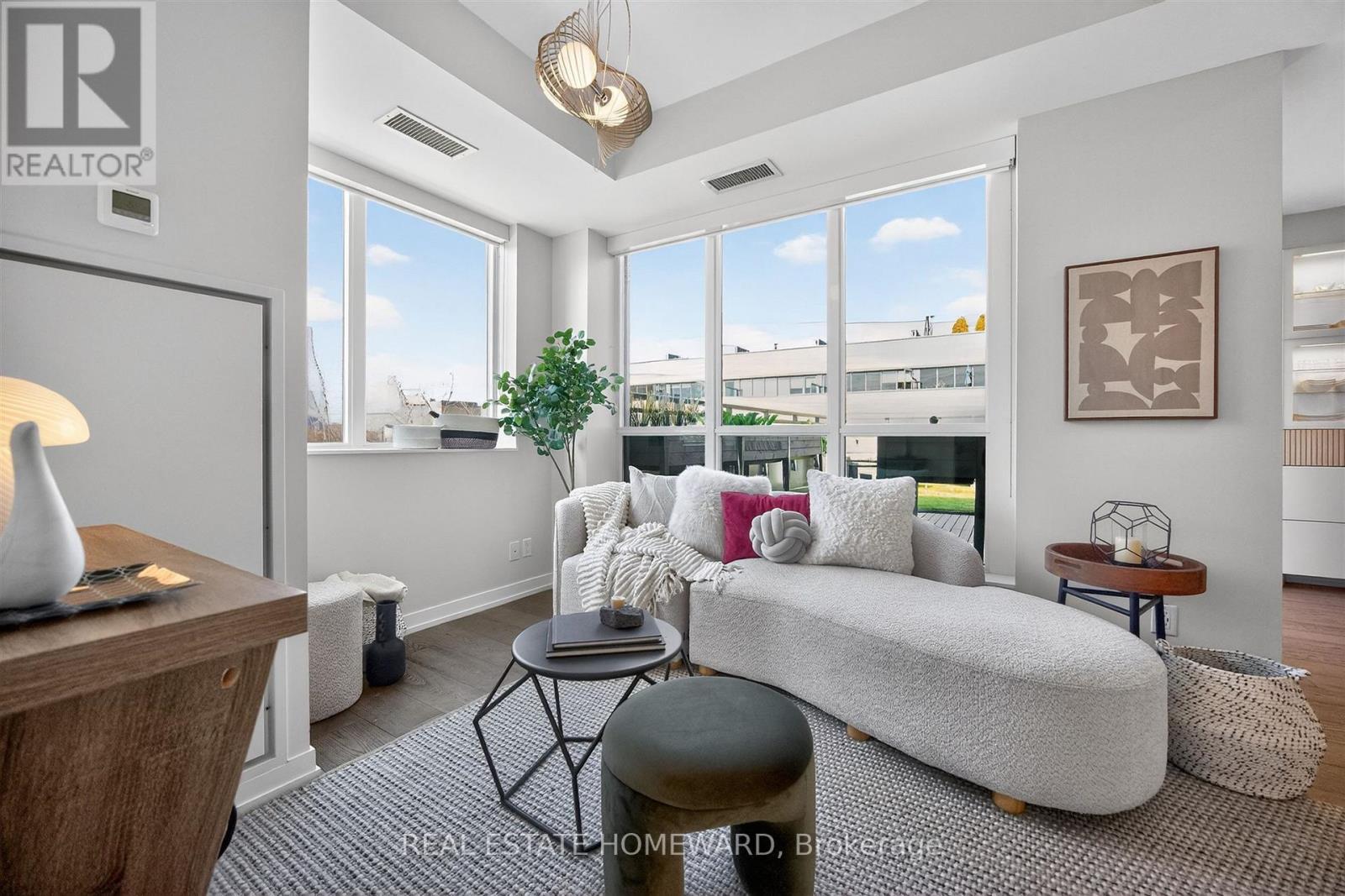 623 - 38 Howard Park Avenue, Toronto, Ontario  M6R 0A7 - Photo 5 - W12951016