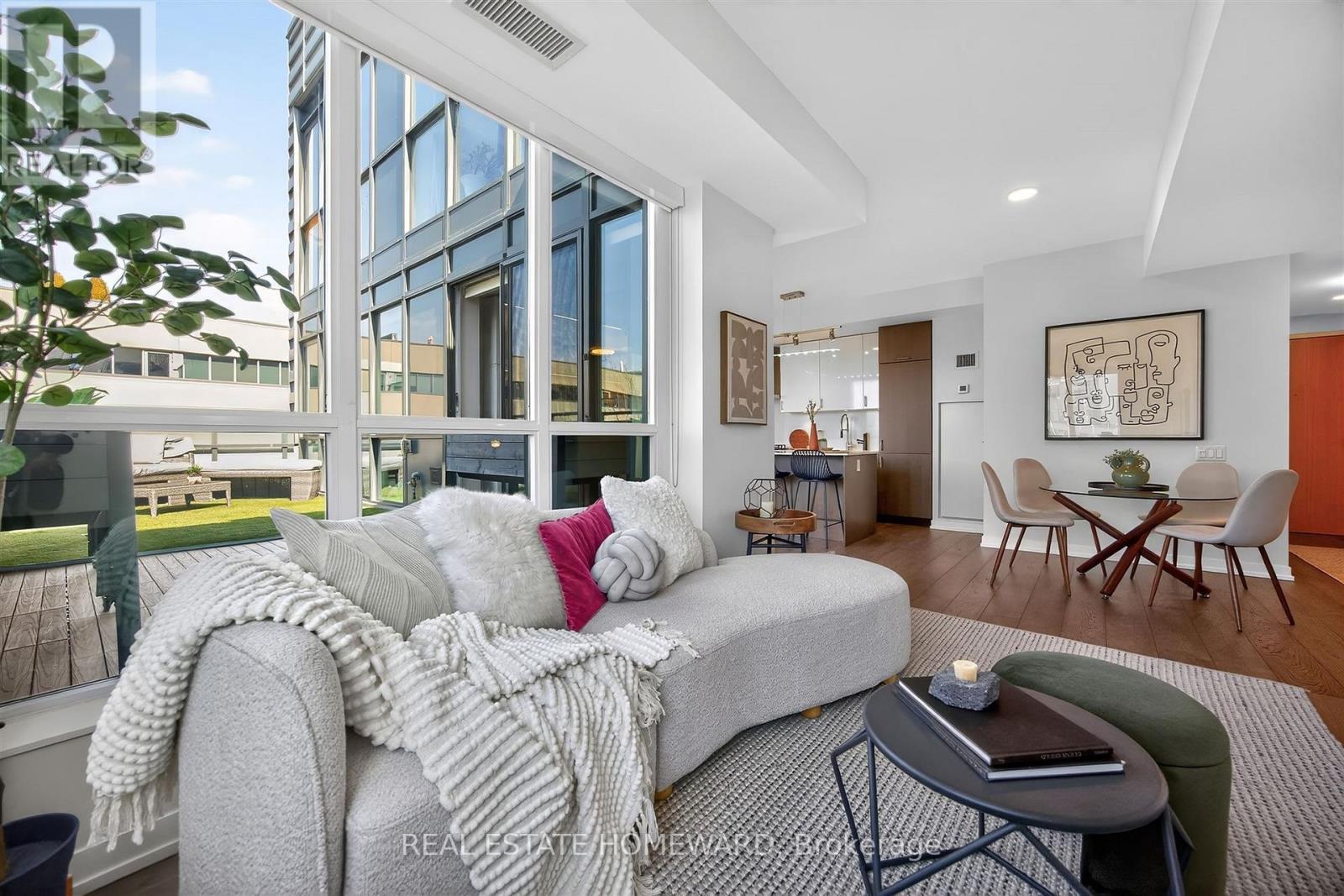 623 - 38 Howard Park Avenue, Toronto, Ontario  M6R 0A7 - Photo 6 - W12951016