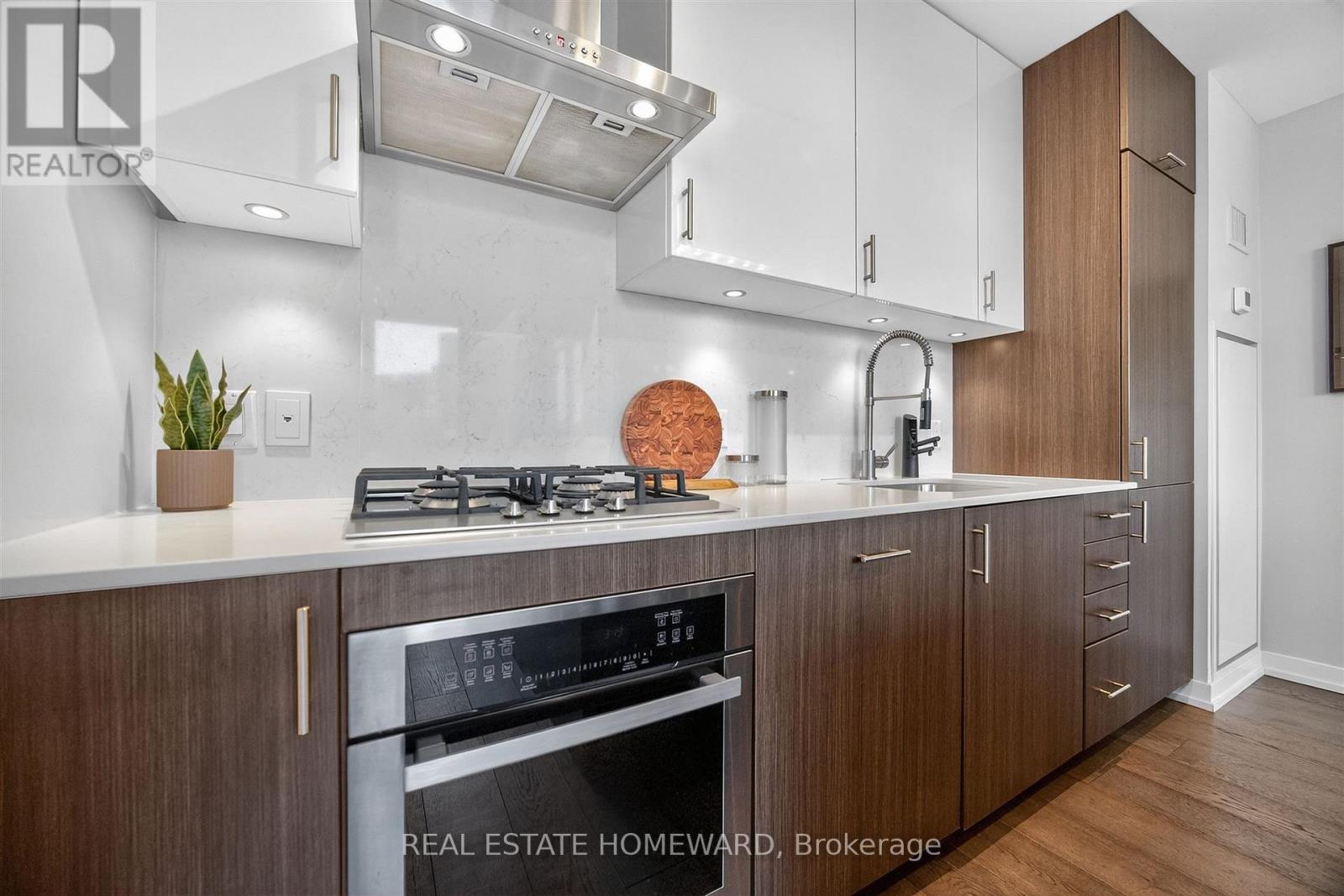 623 - 38 Howard Park Avenue, Toronto, Ontario  M6R 0A7 - Photo 9 - W12951016