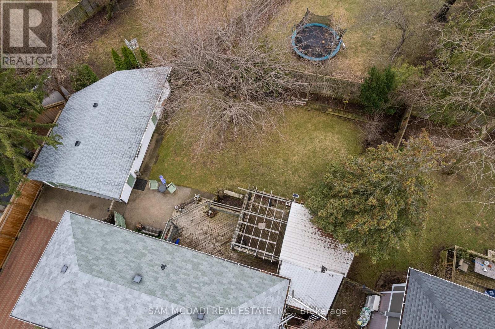 2470 Meadowood Crescent, Oakville, Ontario  L6L 1V6 - Photo 31 - W12951034