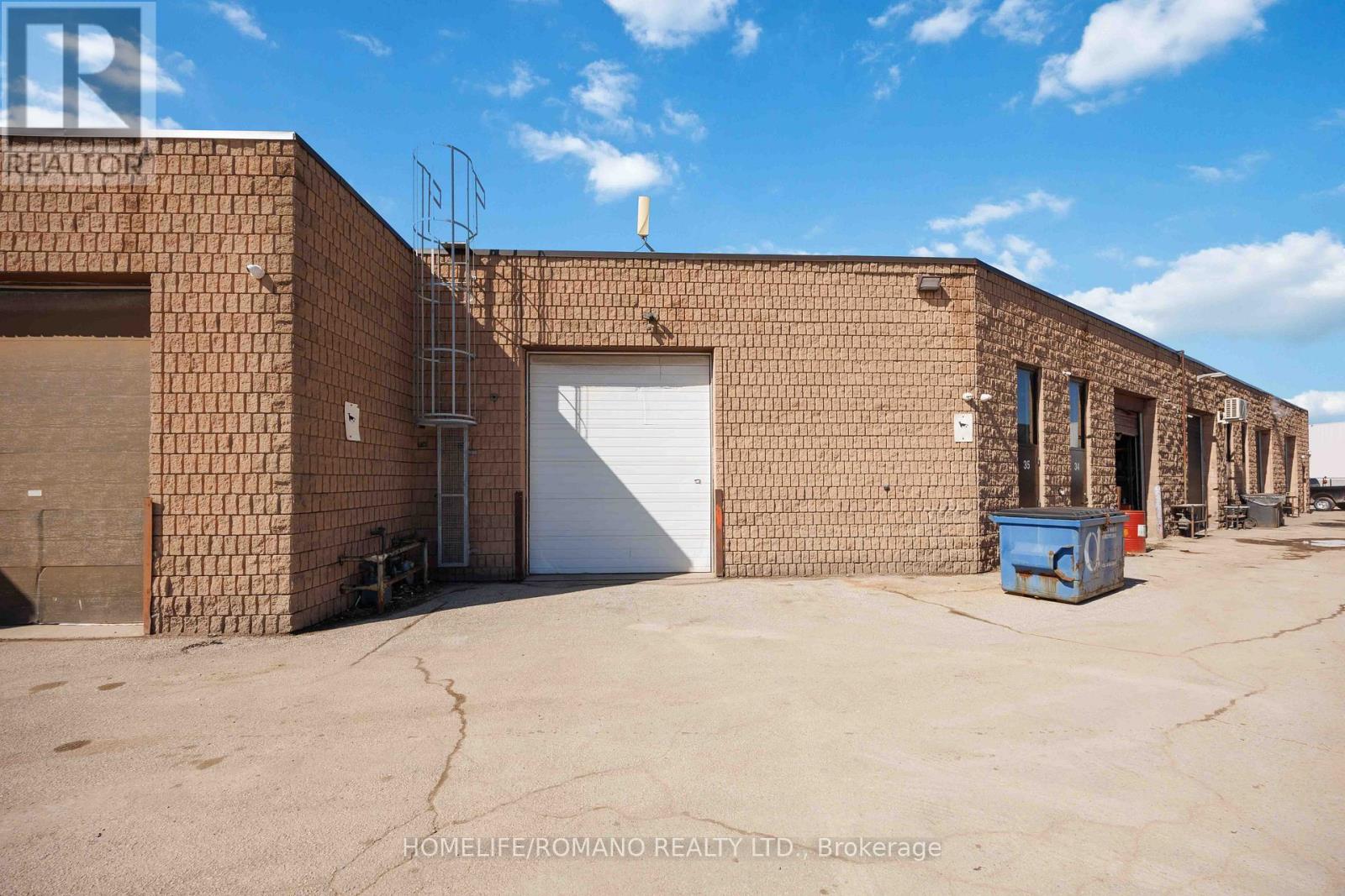 35 - 101 Toro Road, Toronto, Ontario  M3J 2Z1 - Photo 32 - W12951052