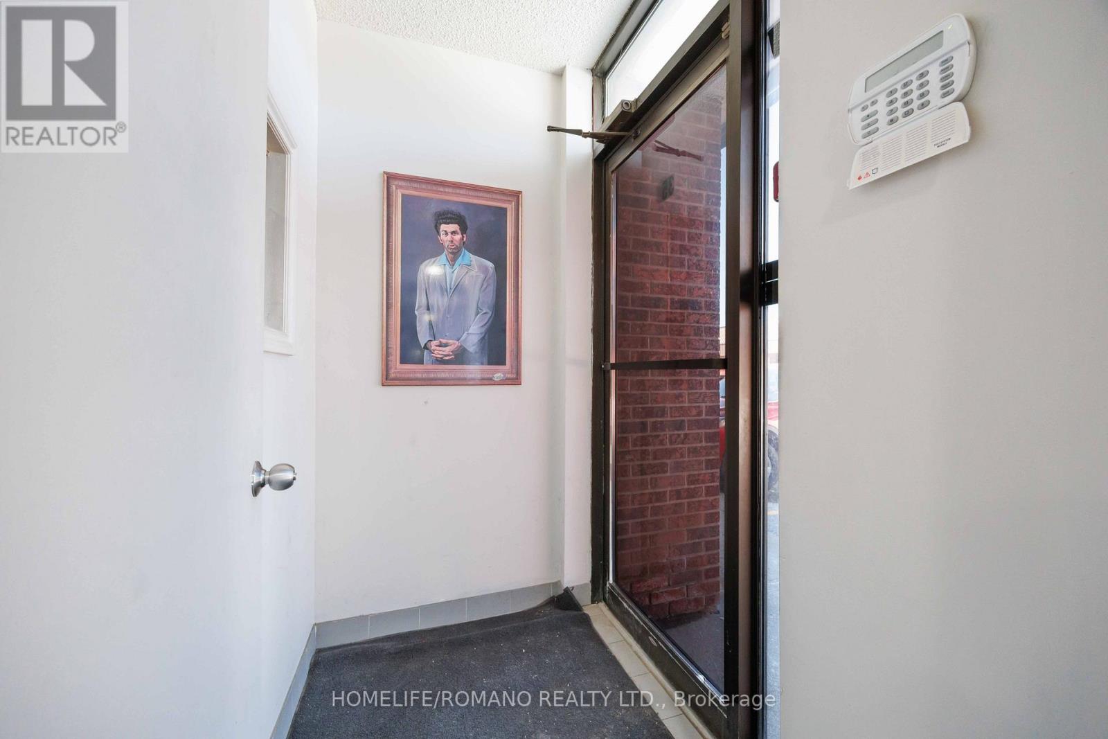35 - 101 Toro Road, Toronto, Ontario  M3J 2Z1 - Photo 23 - W12951056