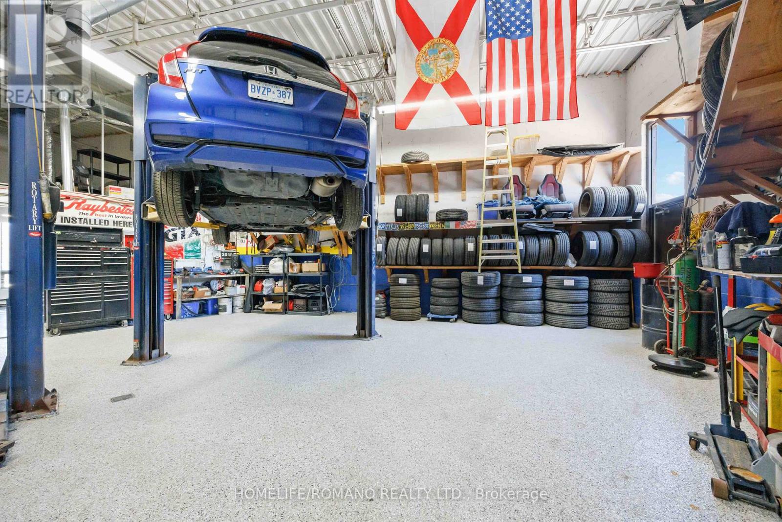 35 - 101 Toro Road, Toronto, Ontario  M3J 2Z1 - Photo 5 - W12951056