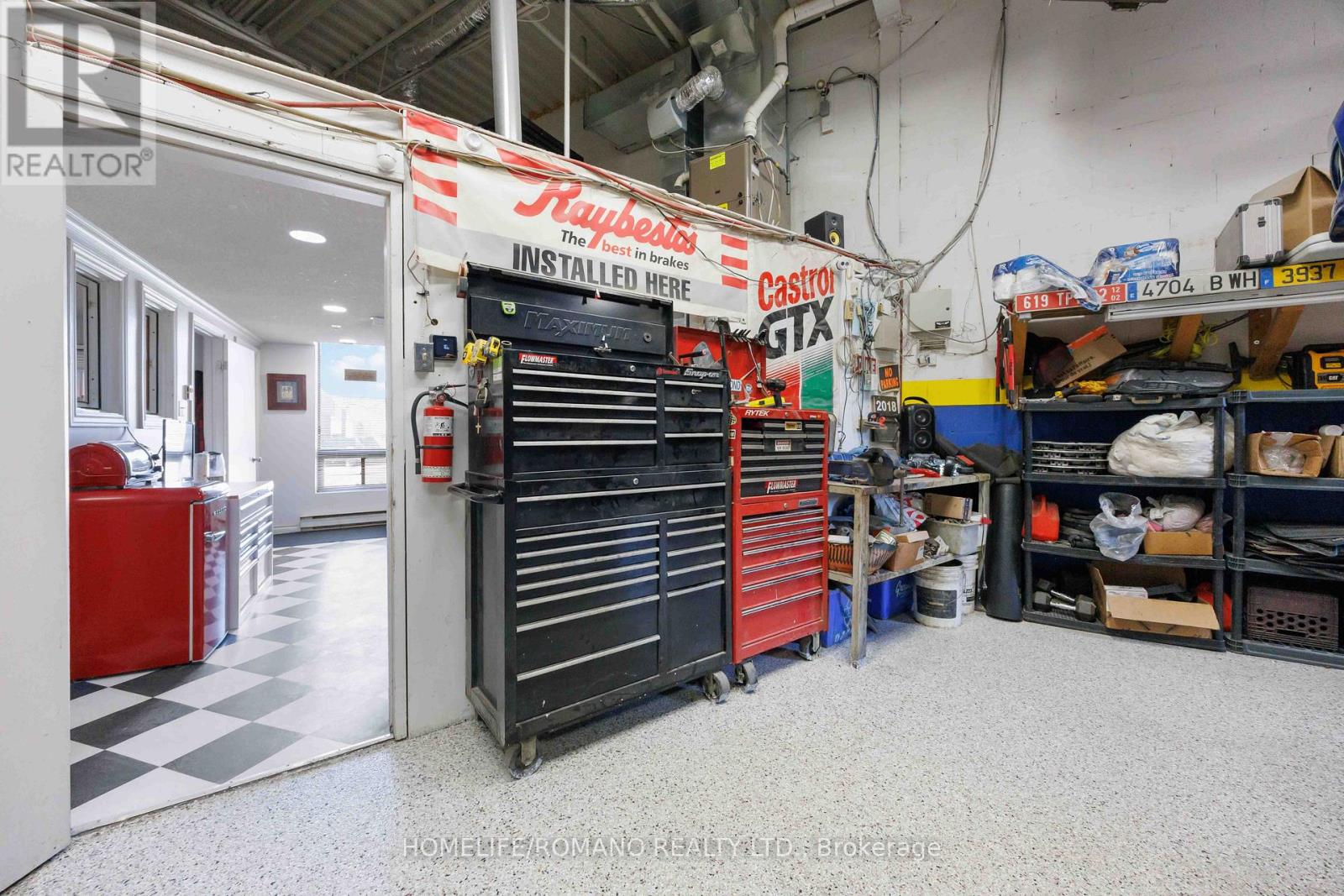 35 - 101 Toro Road, Toronto, Ontario  M3J 2Z1 - Photo 9 - W12951056