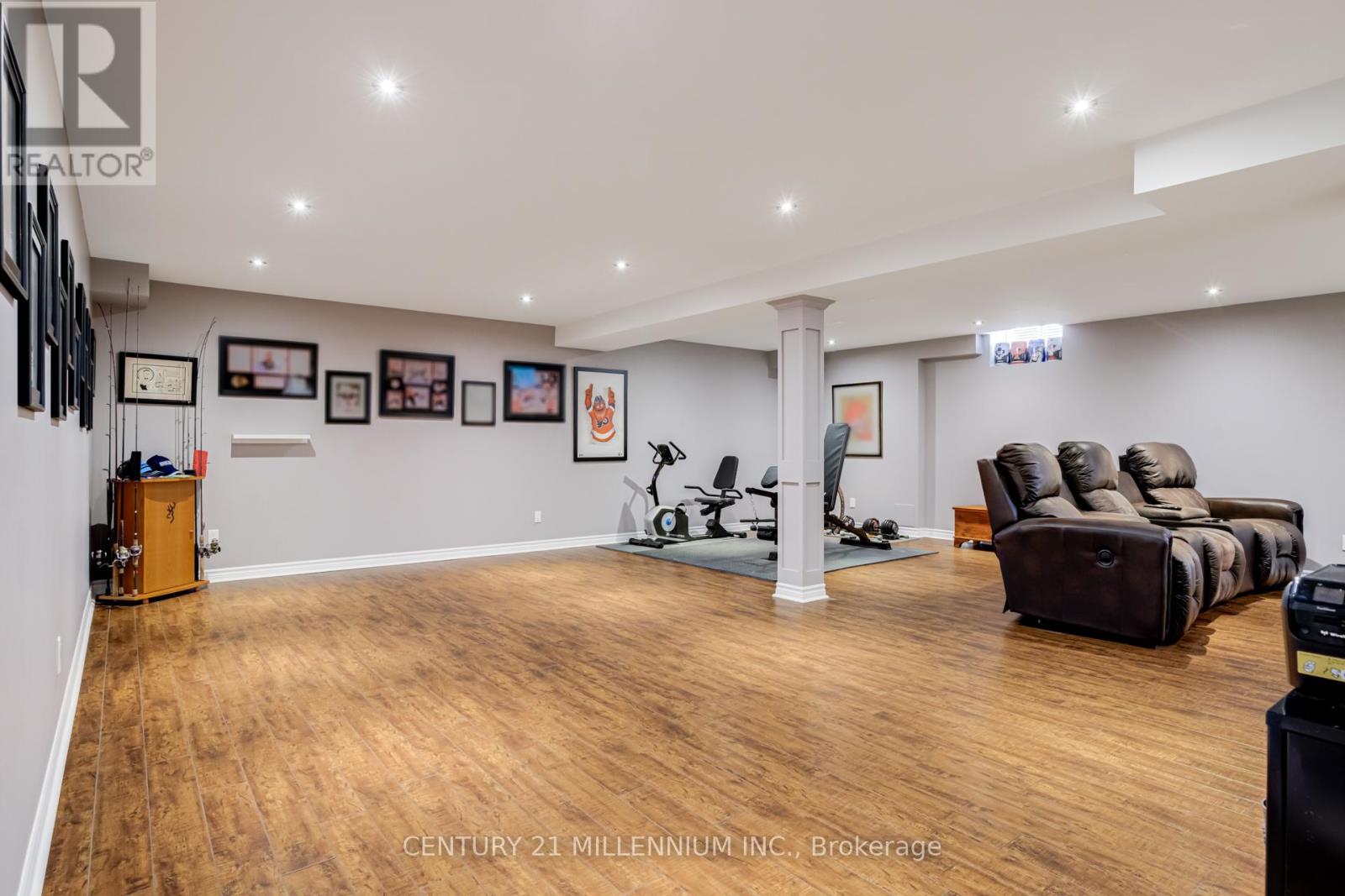 93 Samuel Crescent, Halton Hills, Ontario  L7G 5J3 - Photo 27 - W12951064