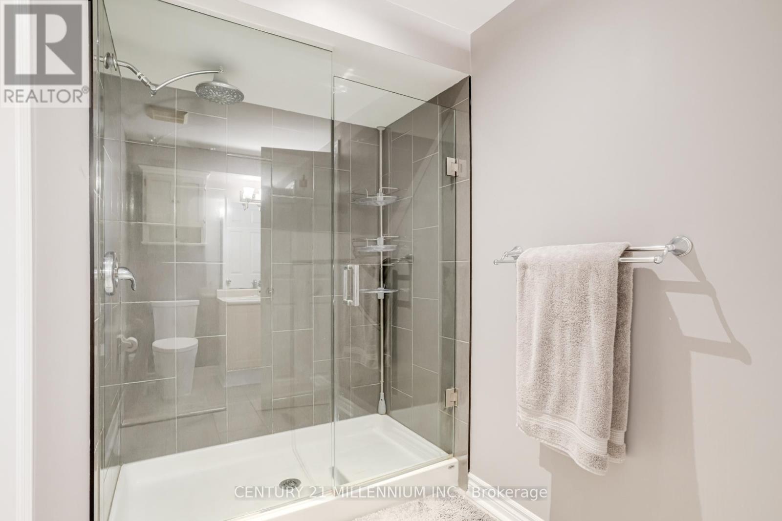 93 Samuel Crescent, Halton Hills, Ontario  L7G 5J3 - Photo 33 - W12951064