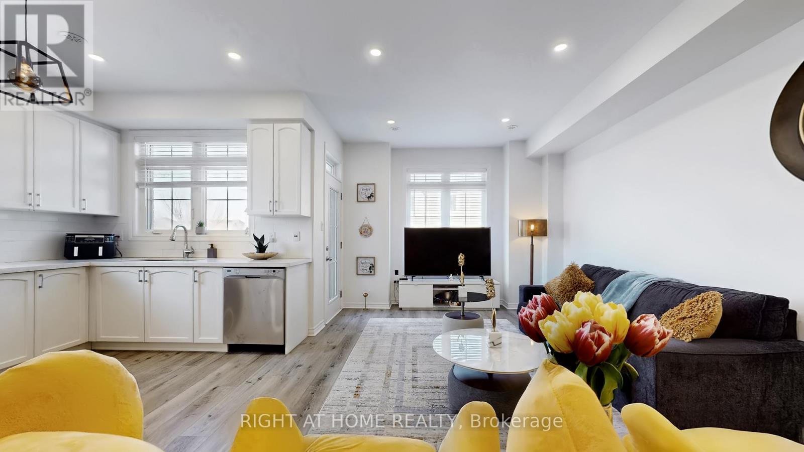 25 - 2435 Greenwich Dr Drive, Oakville, Ontario  L6M 0S4 - Photo 10 - W12951082