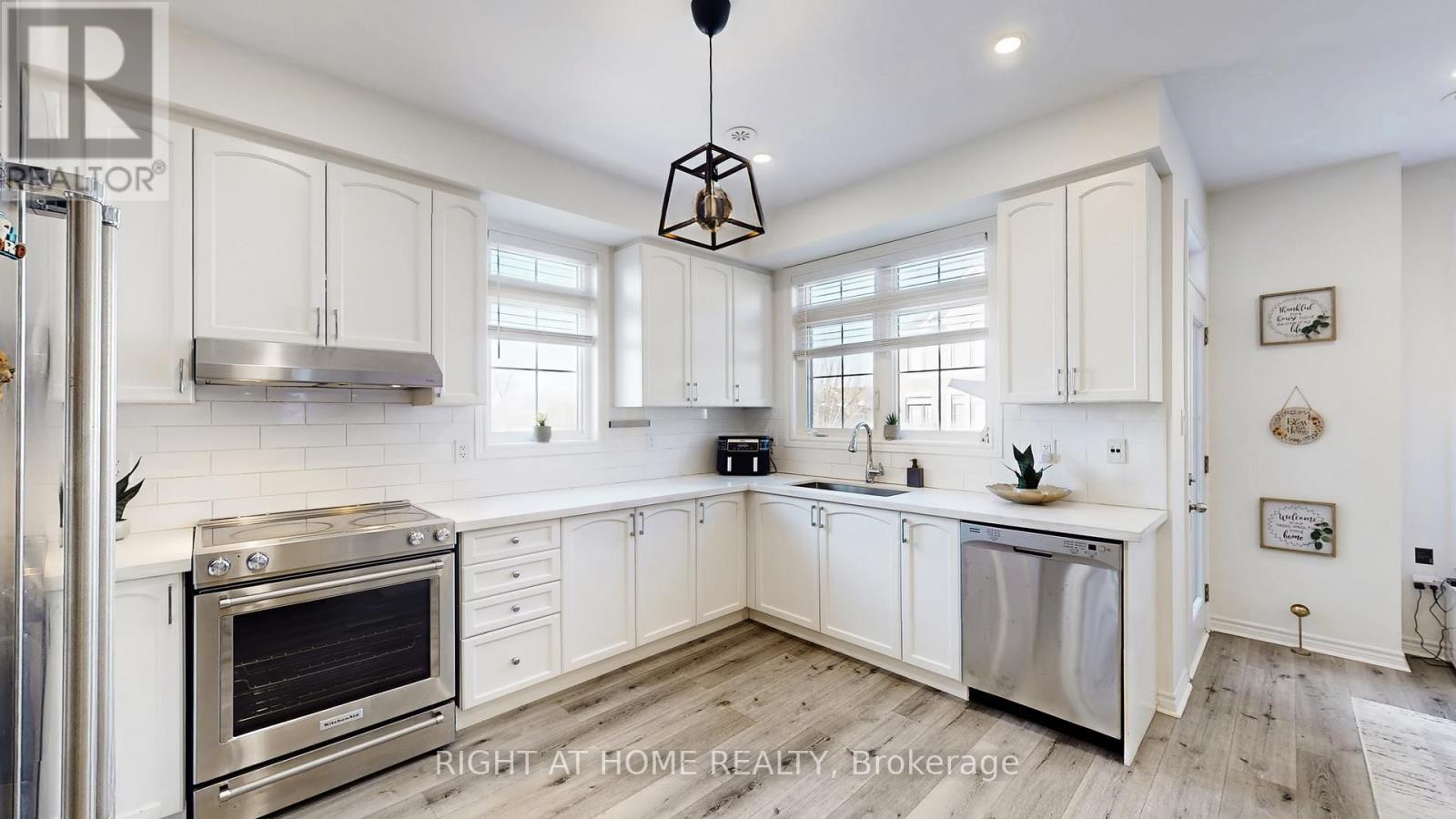 25 - 2435 Greenwich Dr Drive, Oakville, Ontario  L6M 0S4 - Photo 16 - W12951082